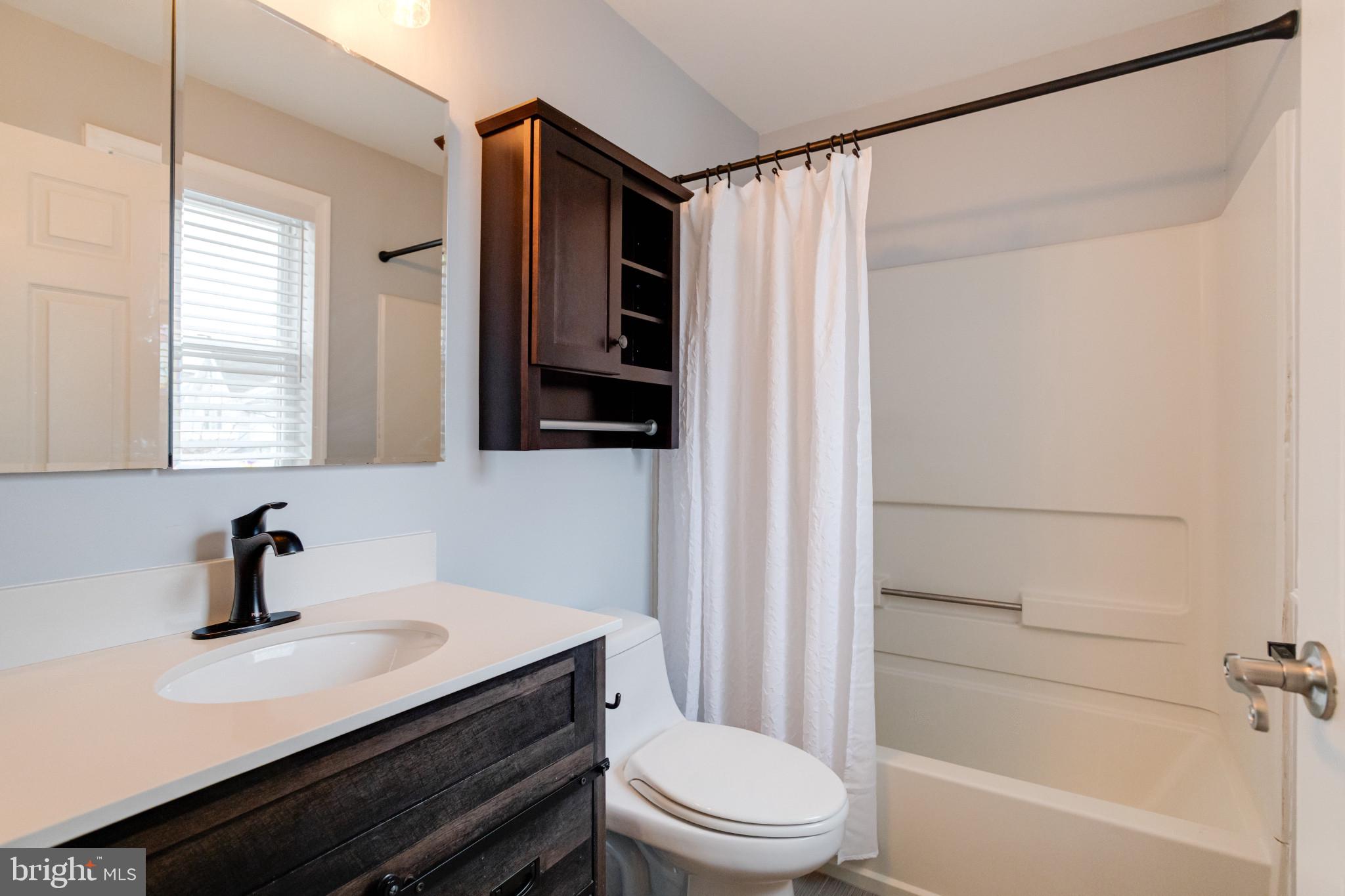 CONSTANT BRANCH - Residential