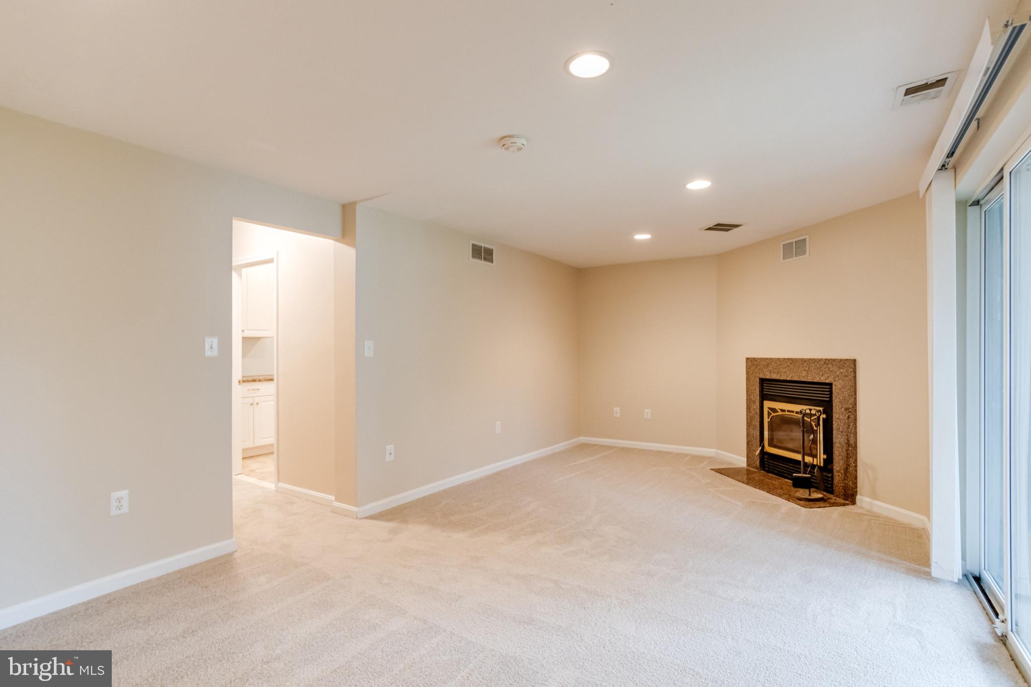 CONSTANT BRANCH - Residential