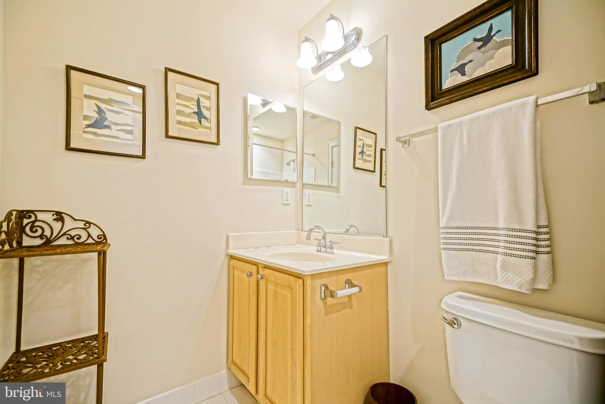 Lewes, Delaware 19958, United States, 4 Bedrooms Bedrooms, ,4 BathroomsBathrooms,Residential,Contingent,79658