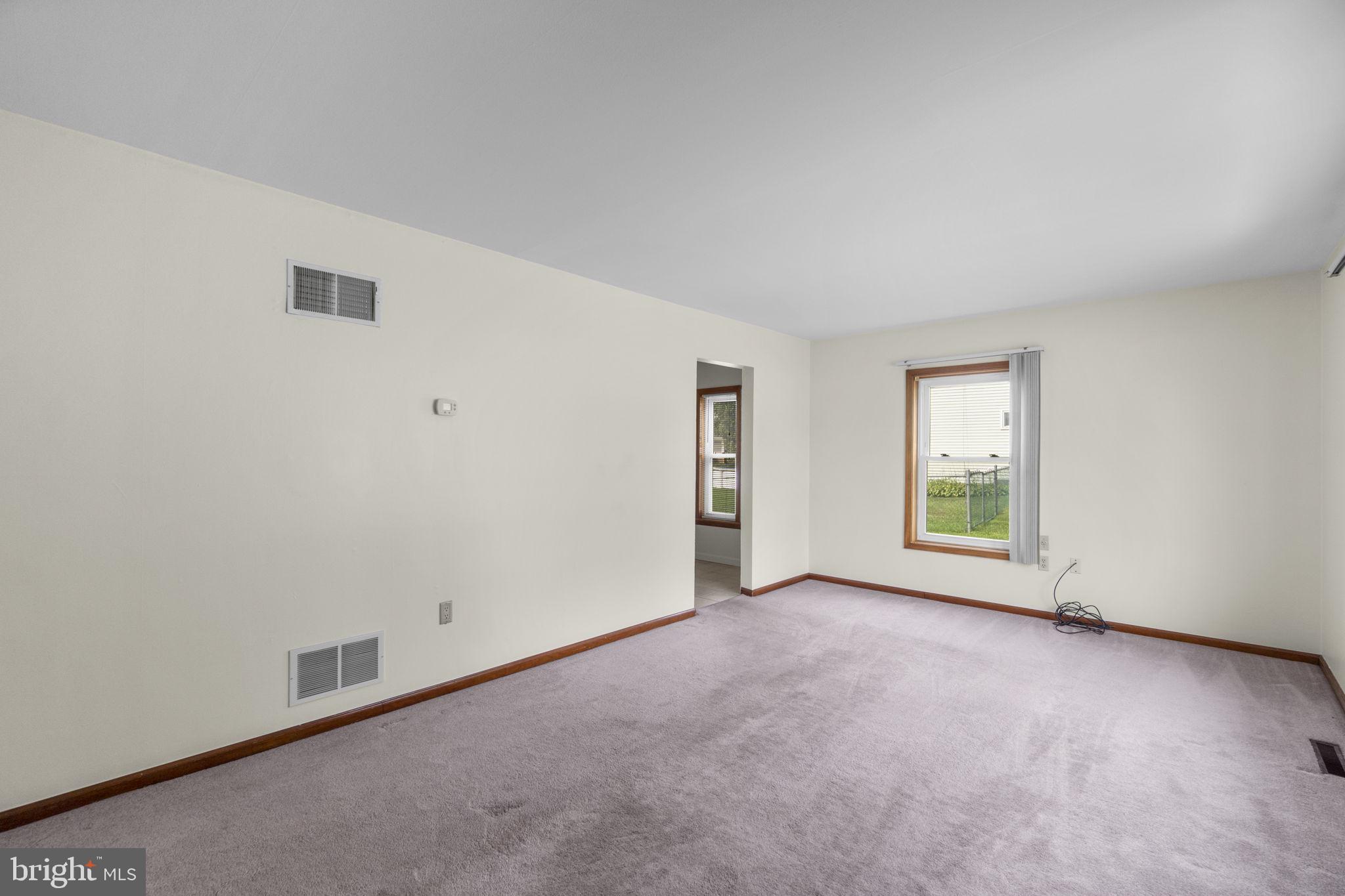 3818 OAKLEIGH DRIVE