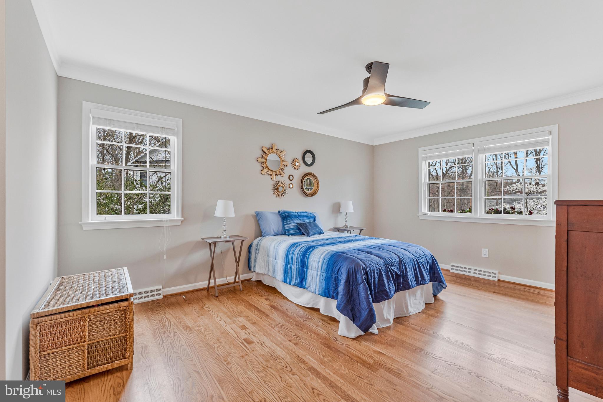 CAMELOT - Residential