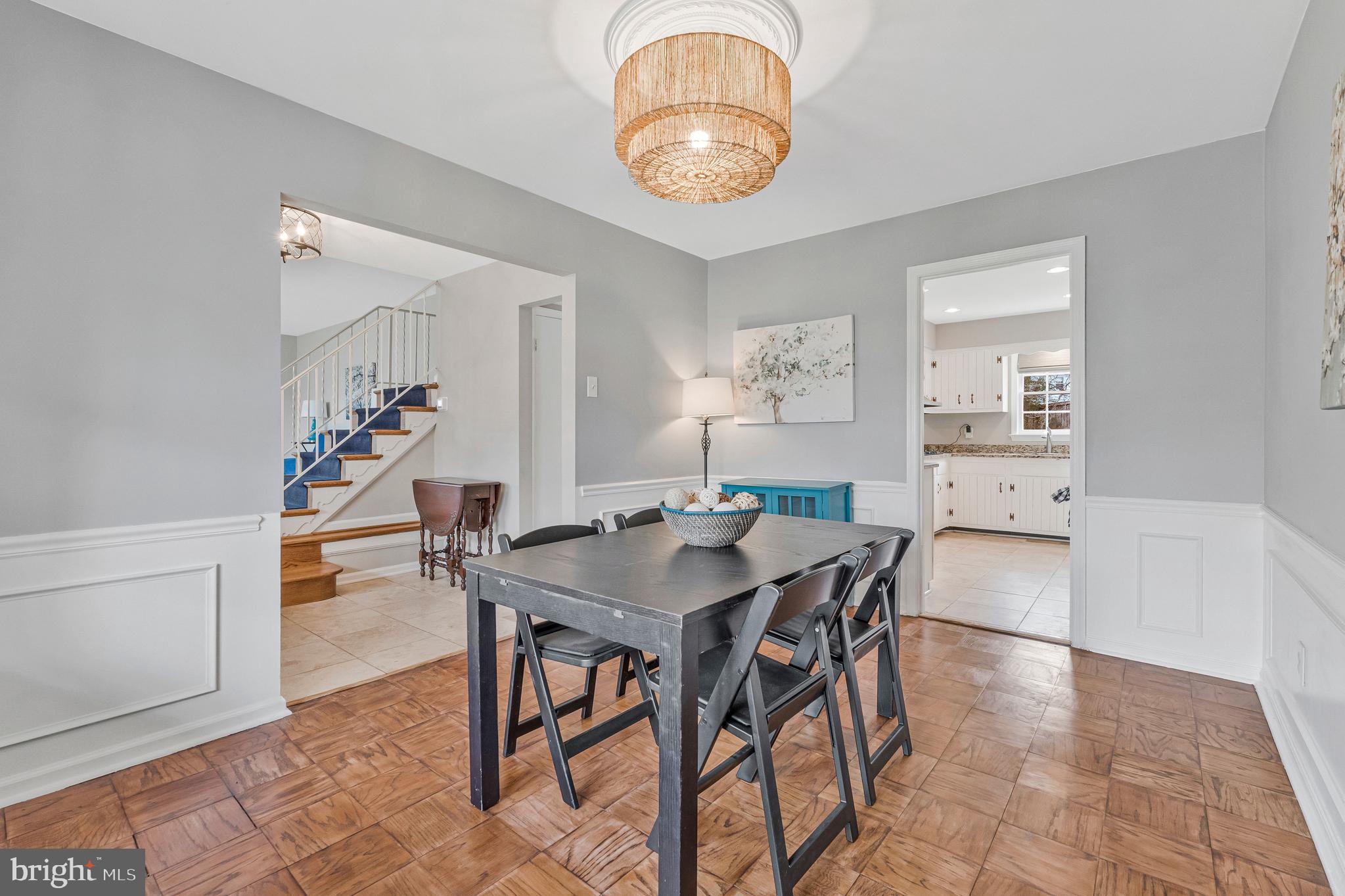 CAMELOT - Residential