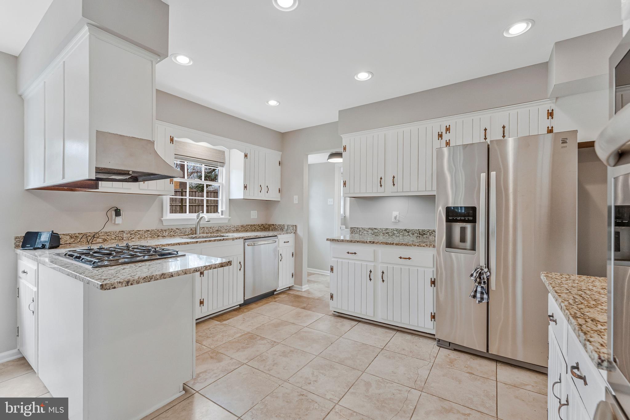 CAMELOT - Residential