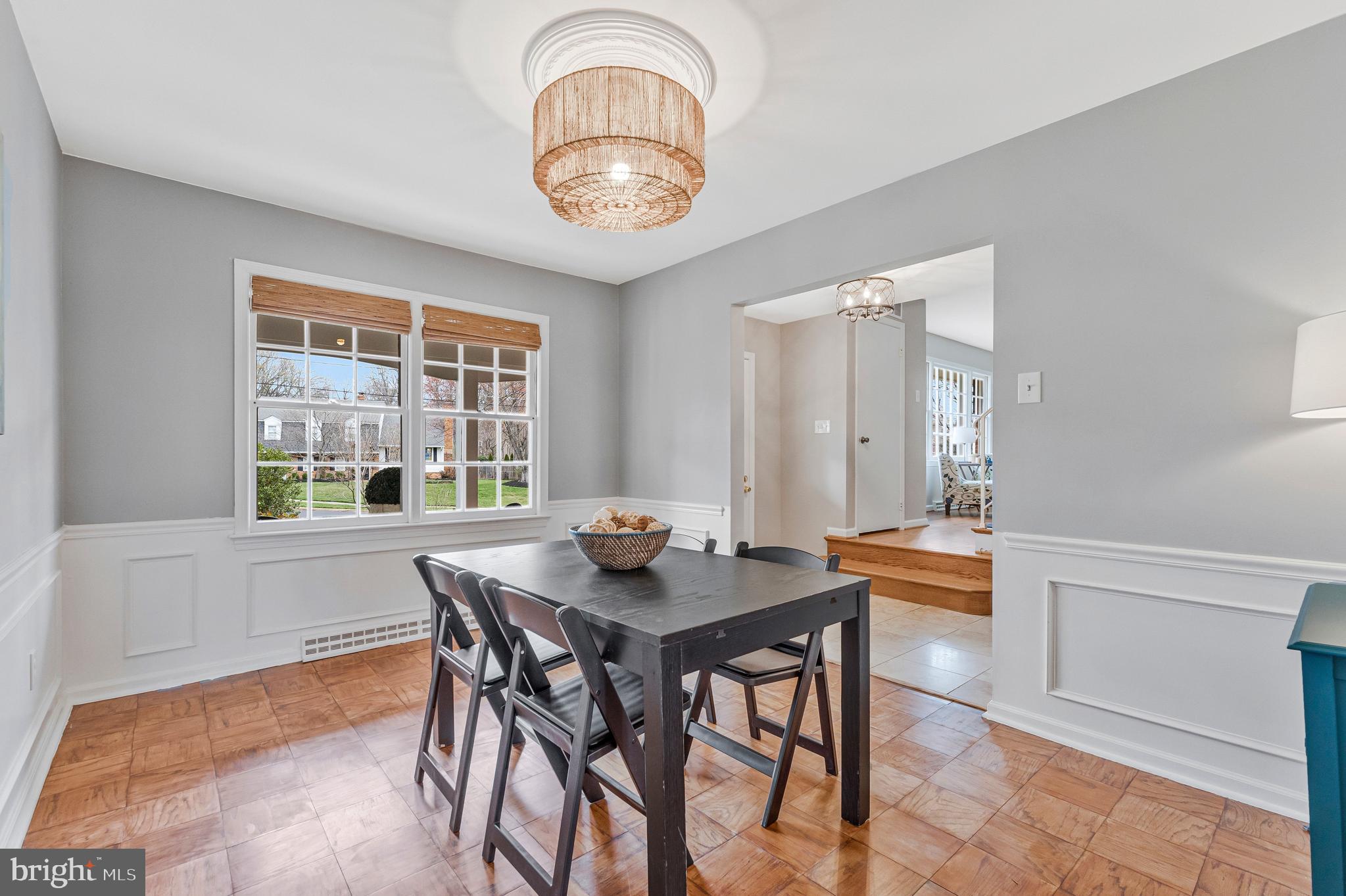 CAMELOT - Residential