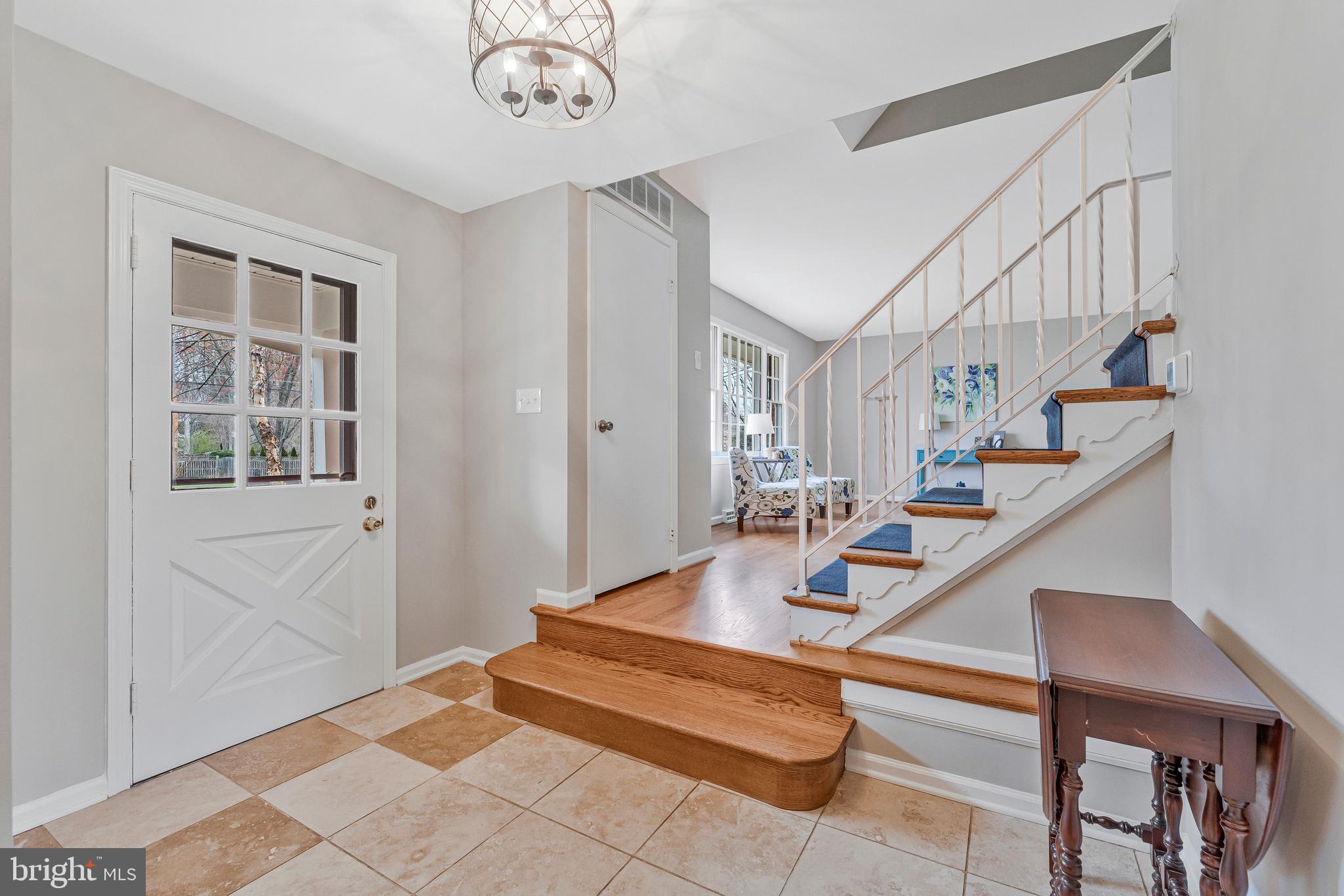 CAMELOT - Residential