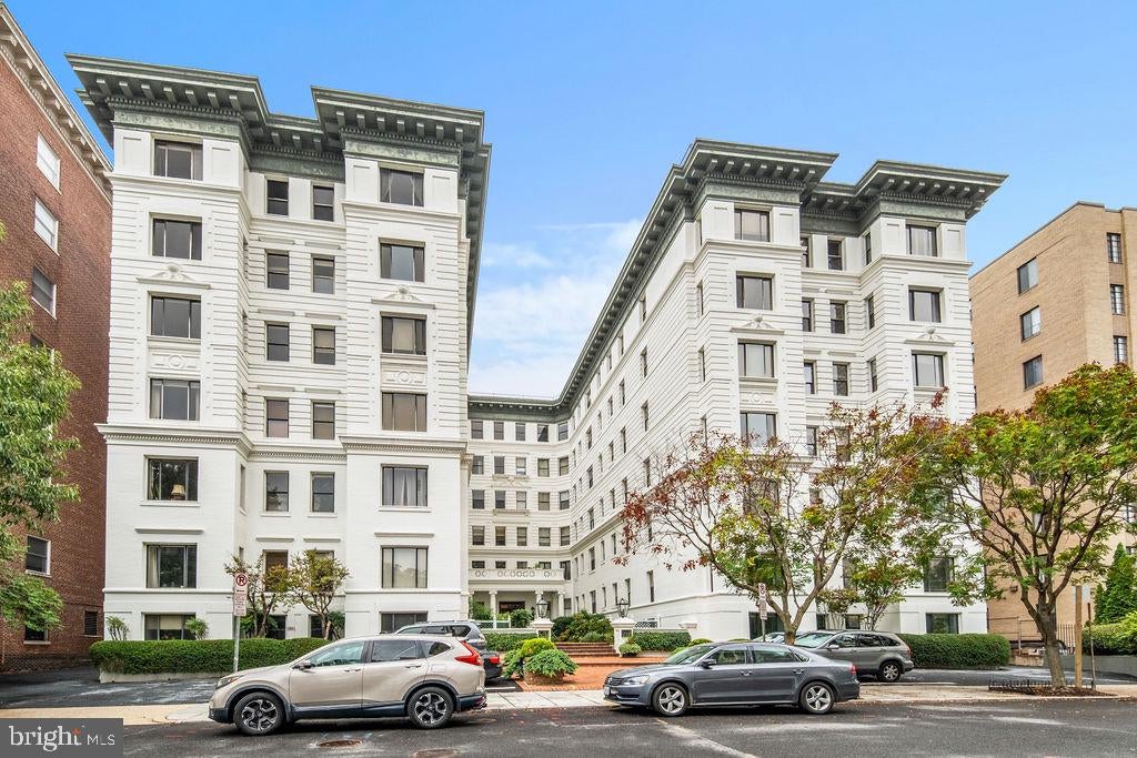 2123 CALIFORNIA STREET NW F1