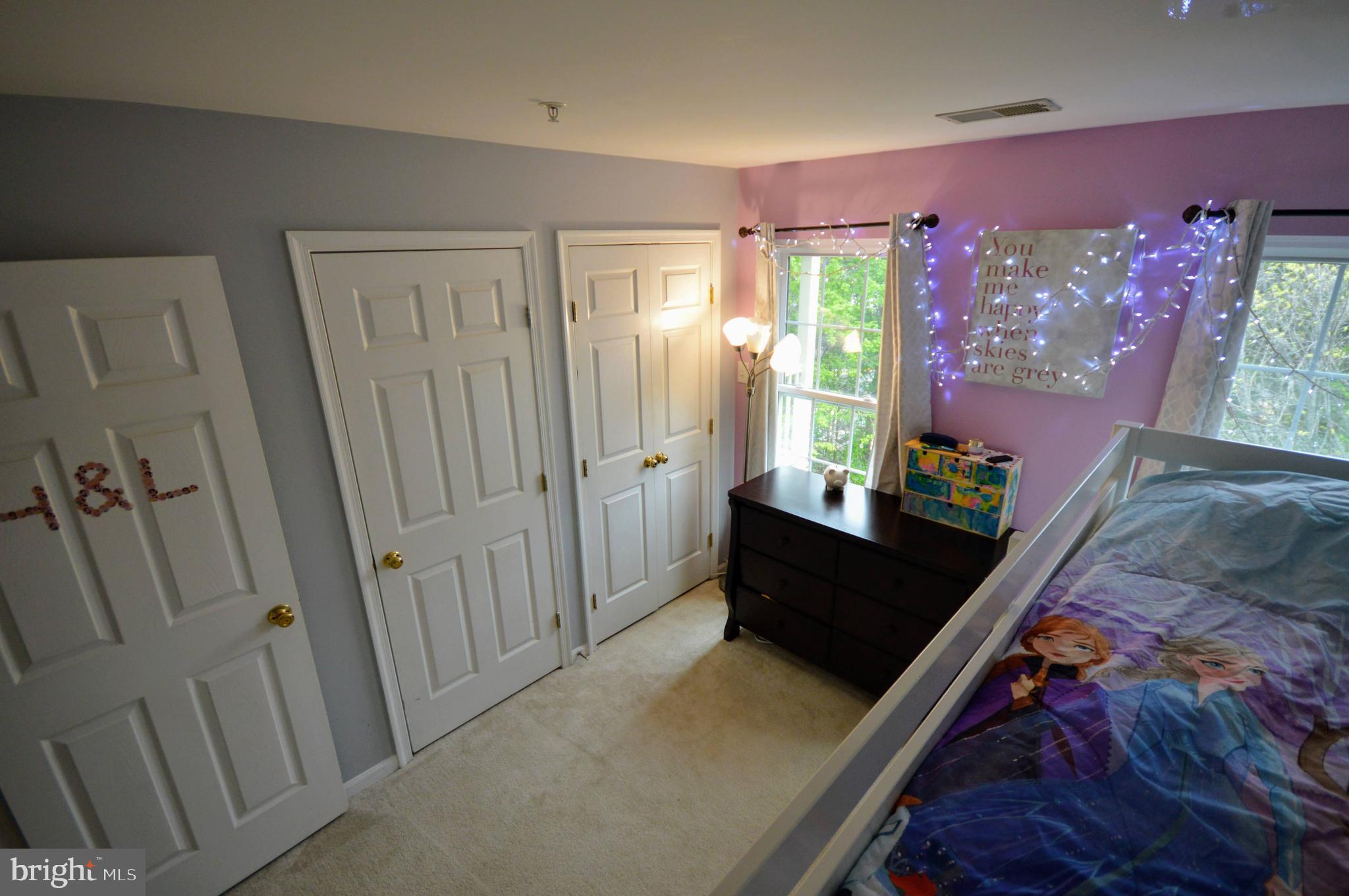 SENECA KNOLLS CODM - Residential Lease