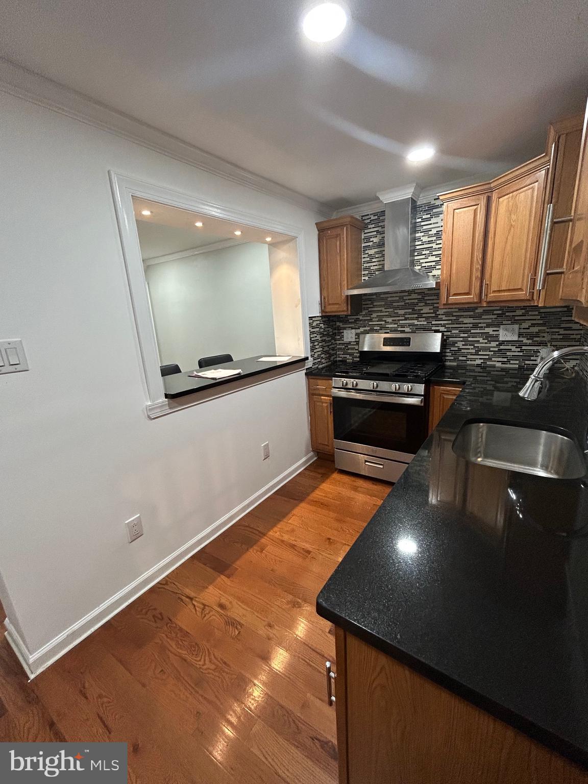 1502 E BERKS