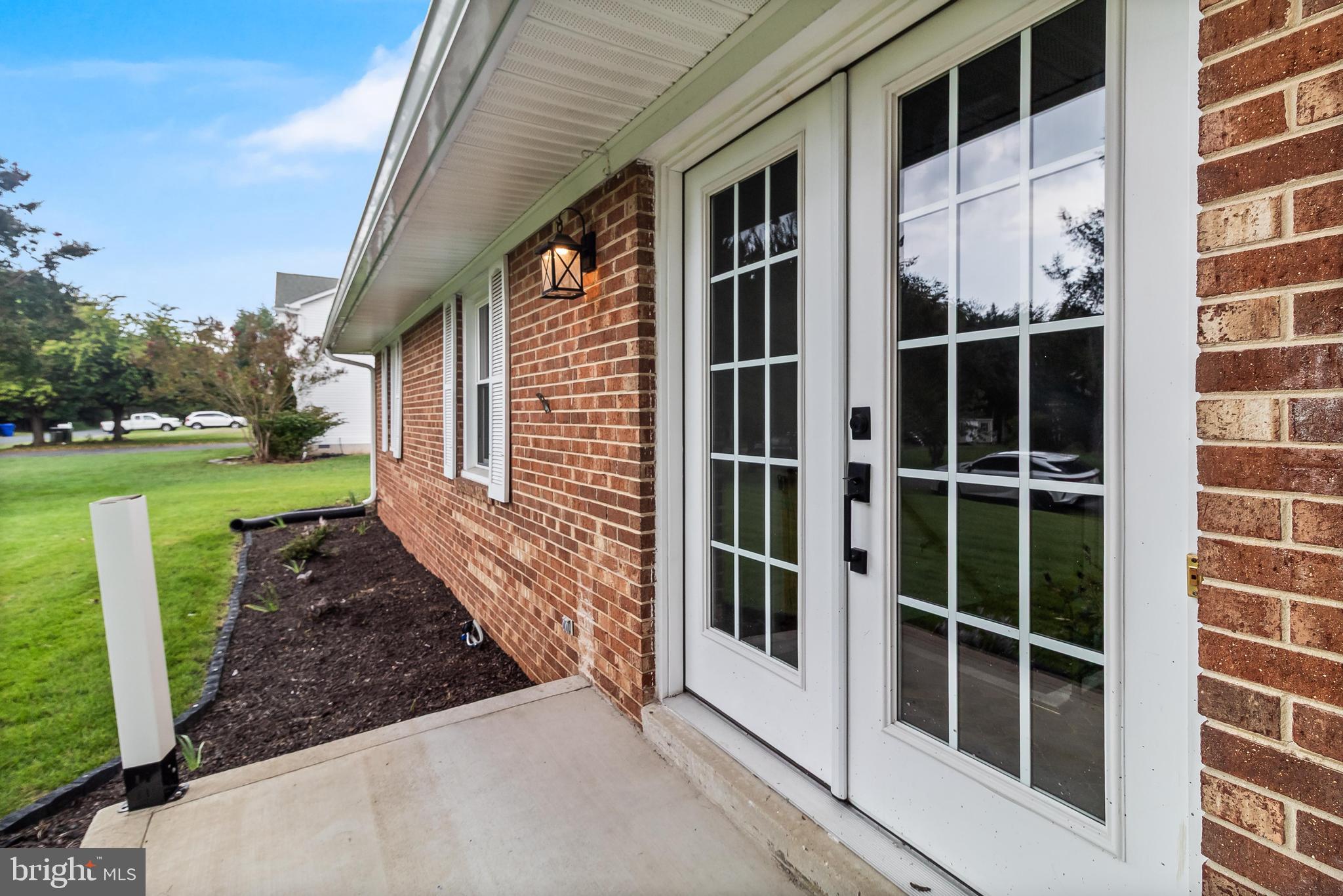 9429 OVERLOOK CIRCLE