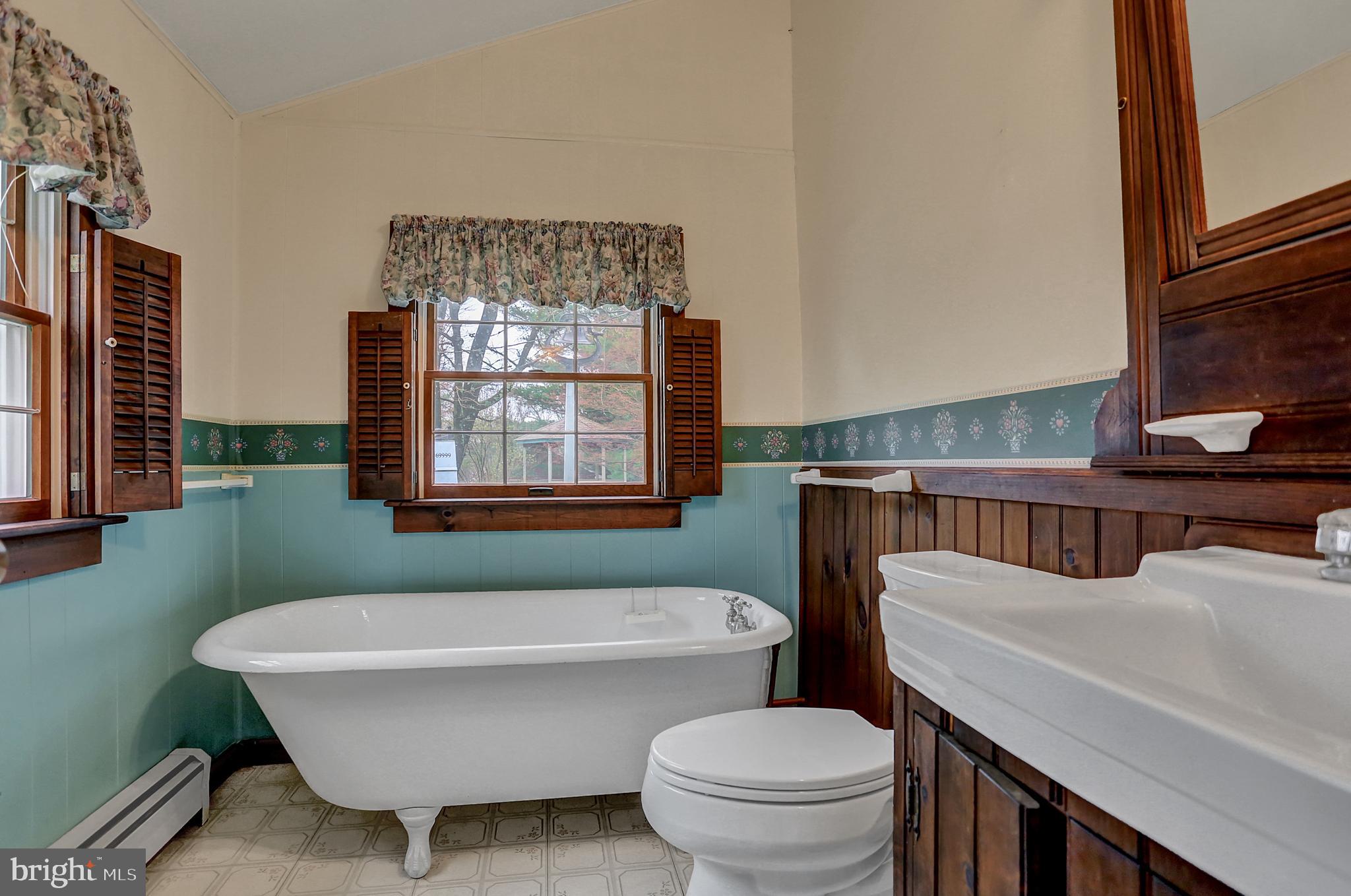 REISTERSTOWN - Residential