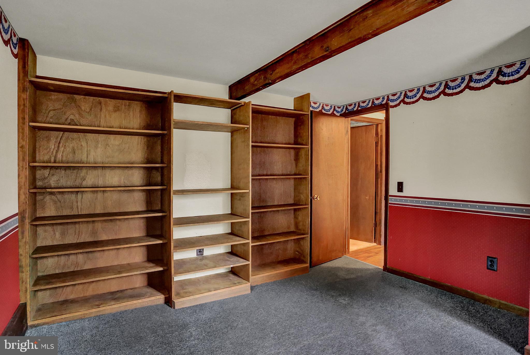 REISTERSTOWN - Residential