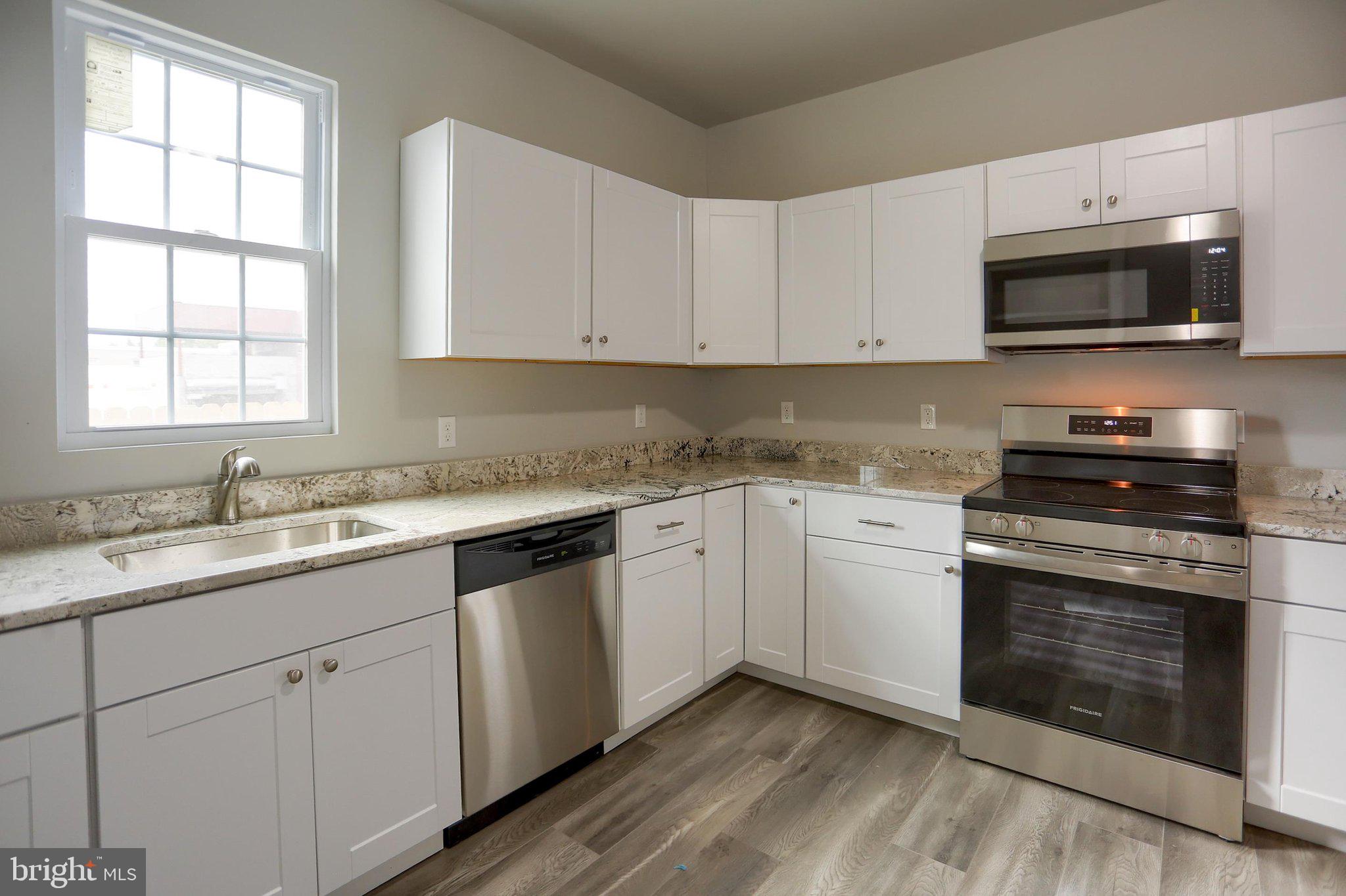 610 W MAIN STREET