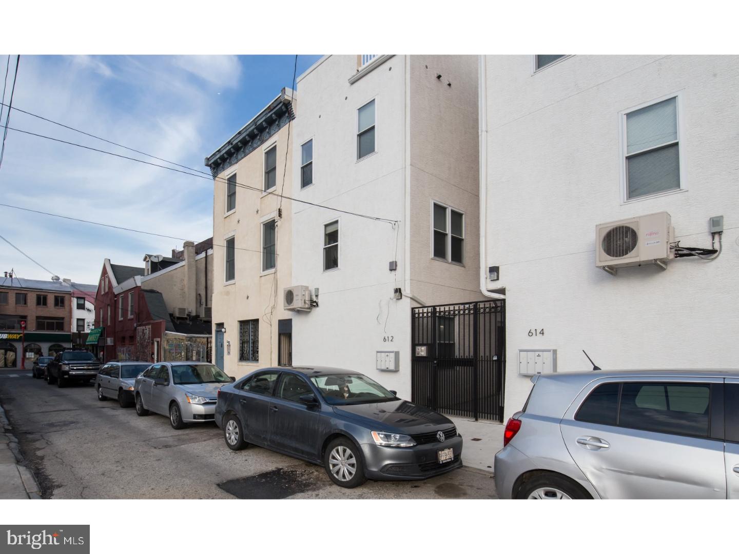 QUEEN VILLAGE - Residential Income