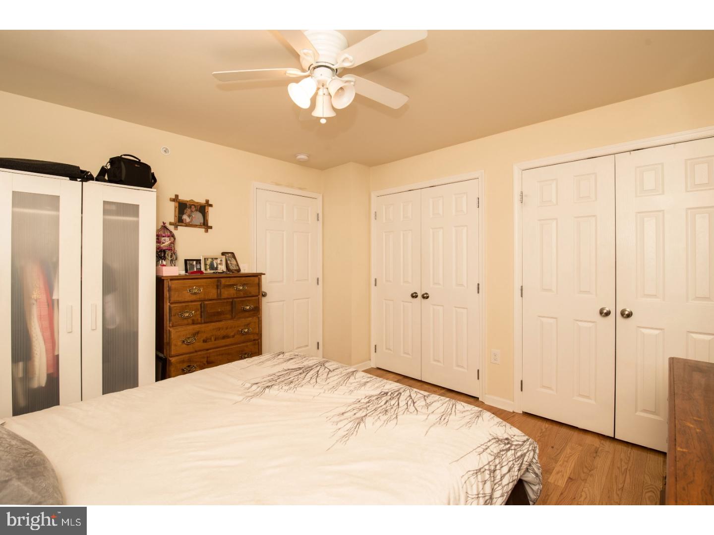 QUEEN VILLAGE - Residential Income