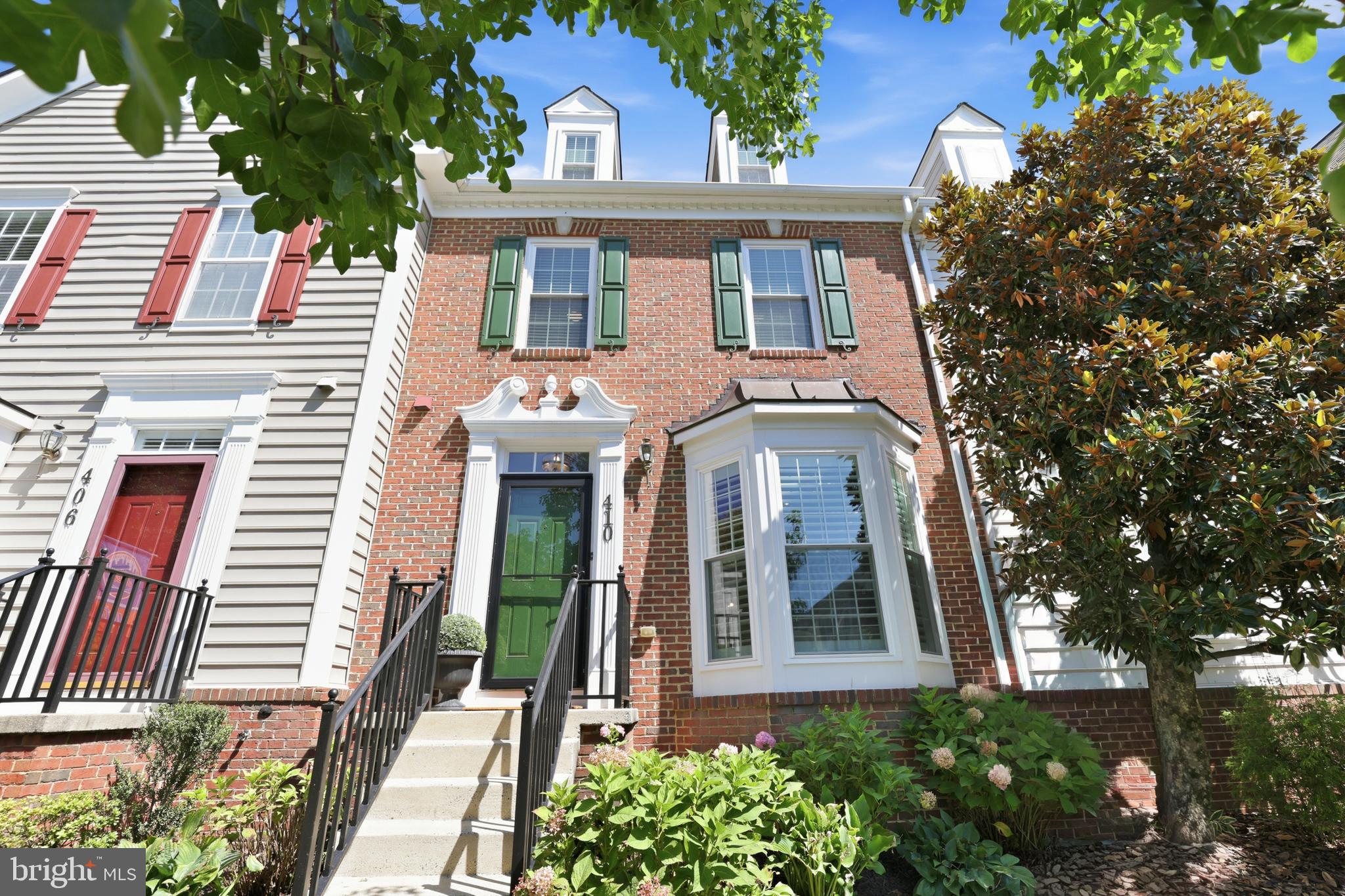 410 LYNETTE STREET