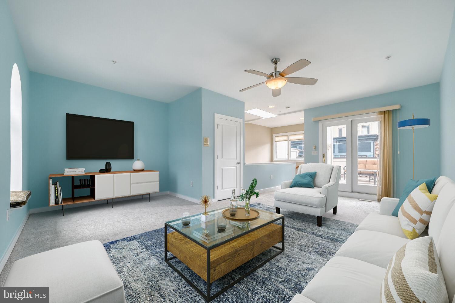 LOMBARD COURT - Residential