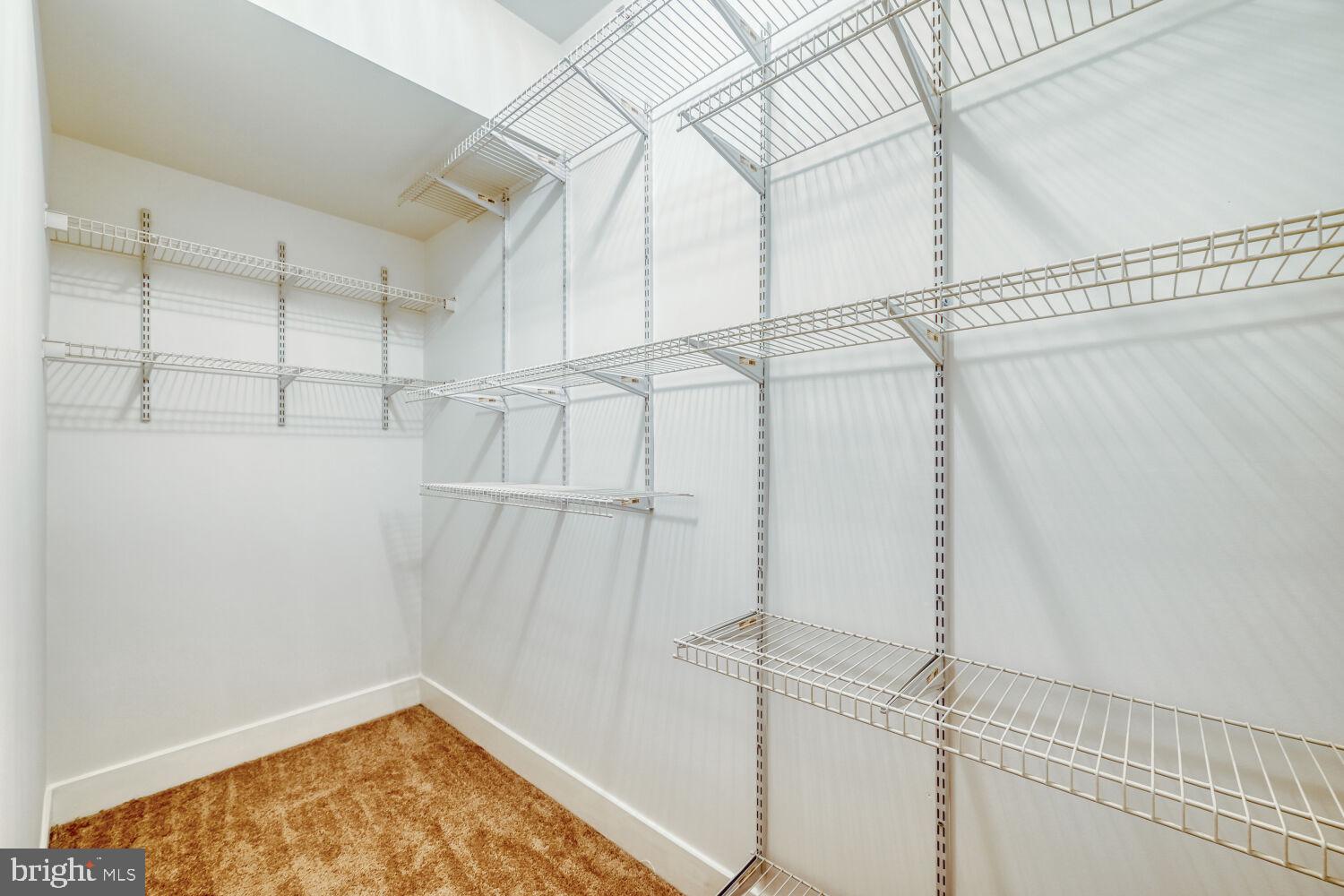 LOMBARD COURT - Residential