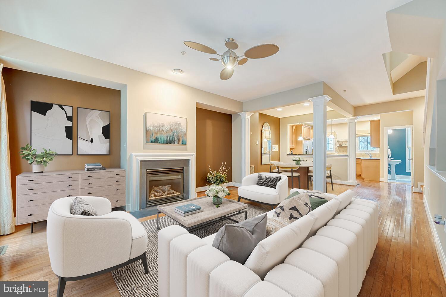 LOMBARD COURT - Residential