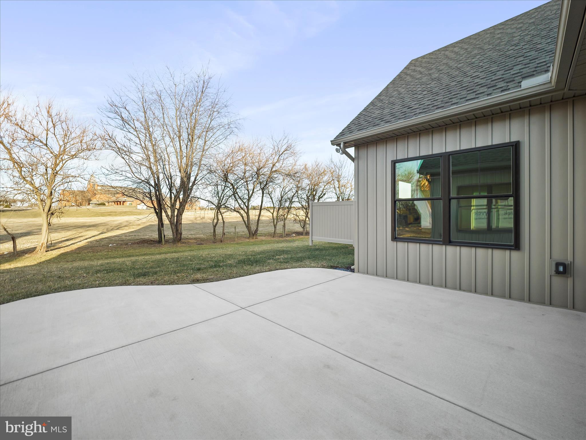 MEADOWBROOK - Residential