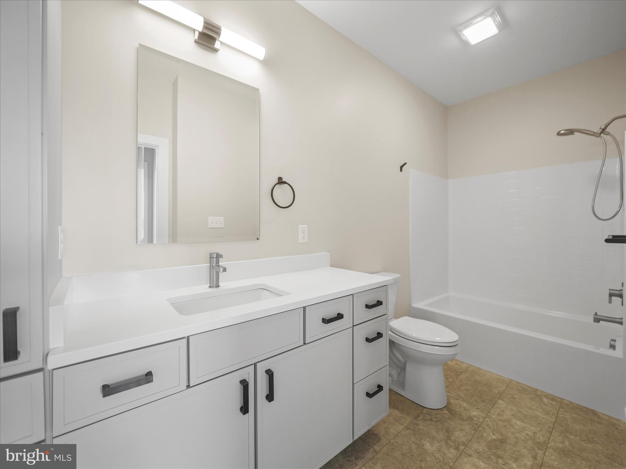 MEADOWBROOK - Residential