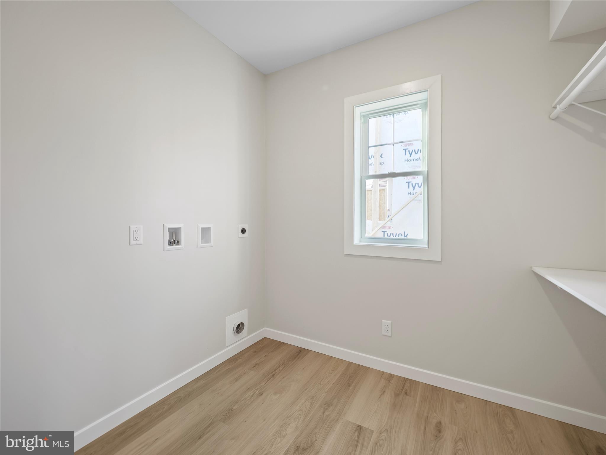 MEADOWBROOK - Residential