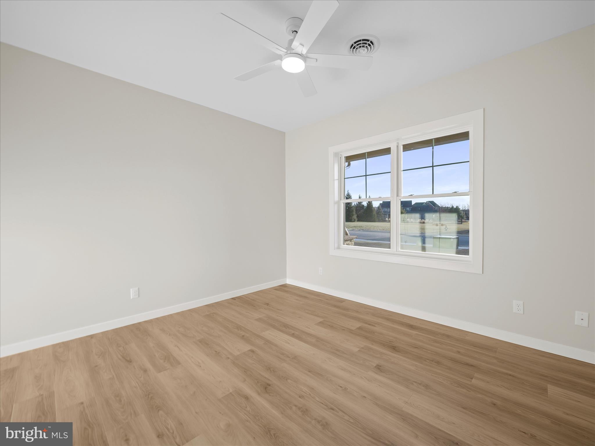 MEADOWBROOK - Residential