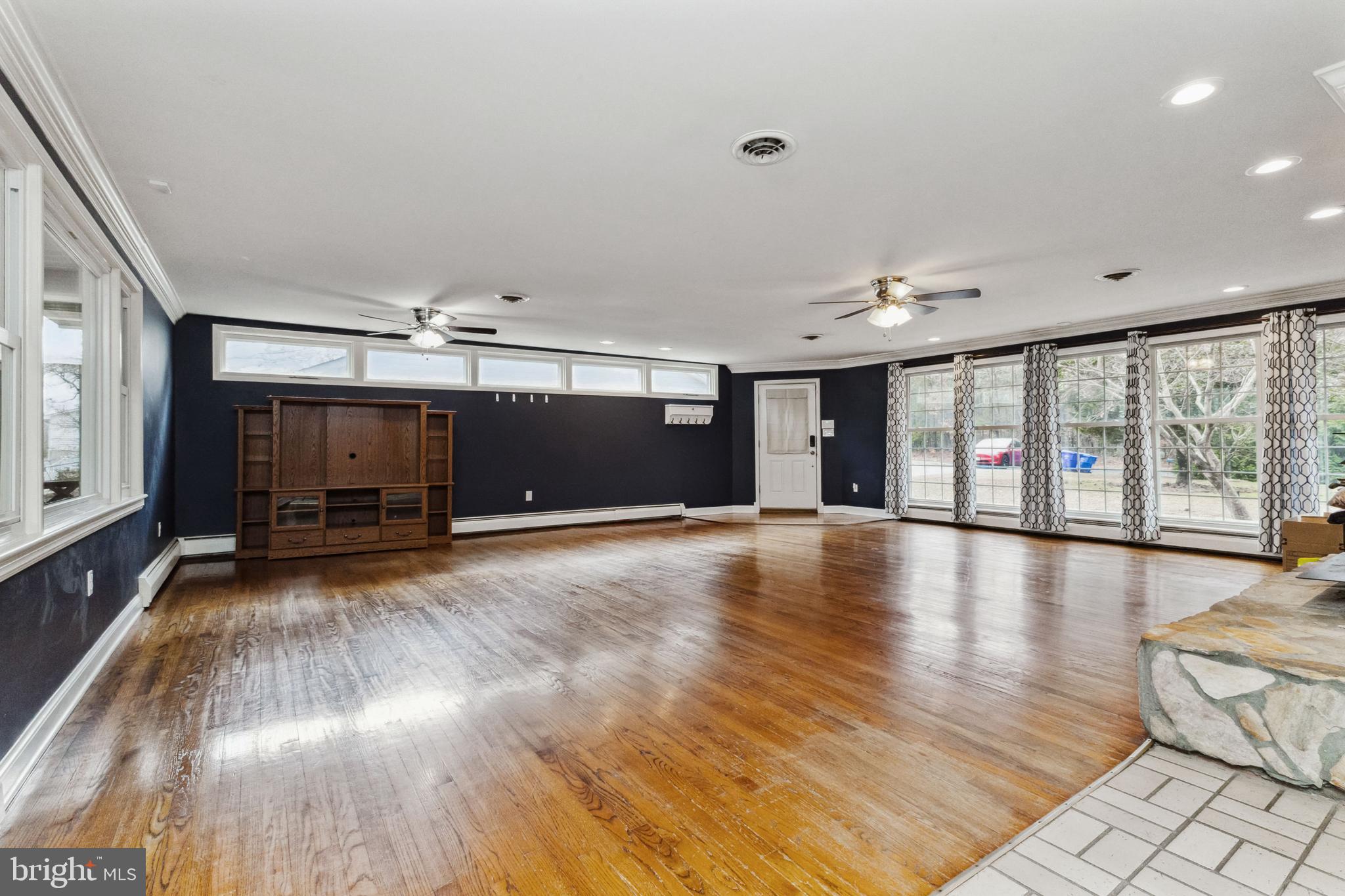 MANDLEY SUB - Residential