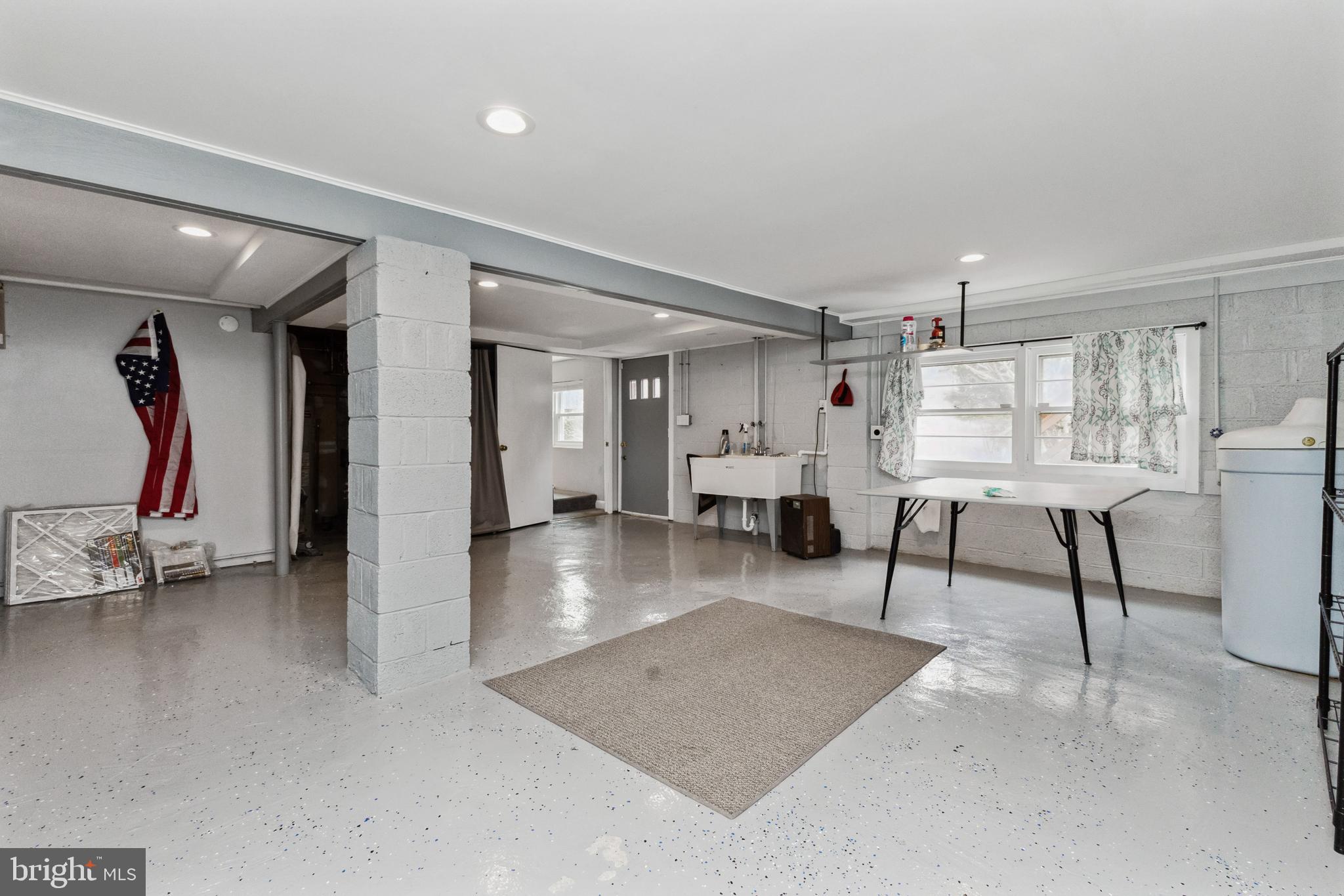 MANDLEY SUB - Residential