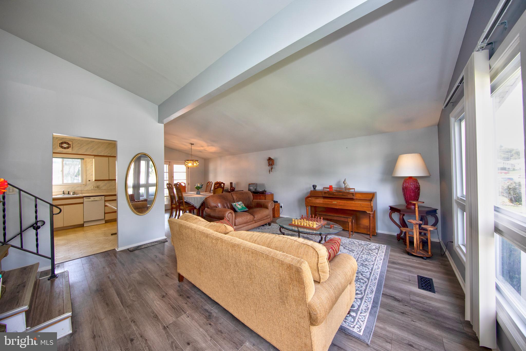3308 GREENMEAD ROAD