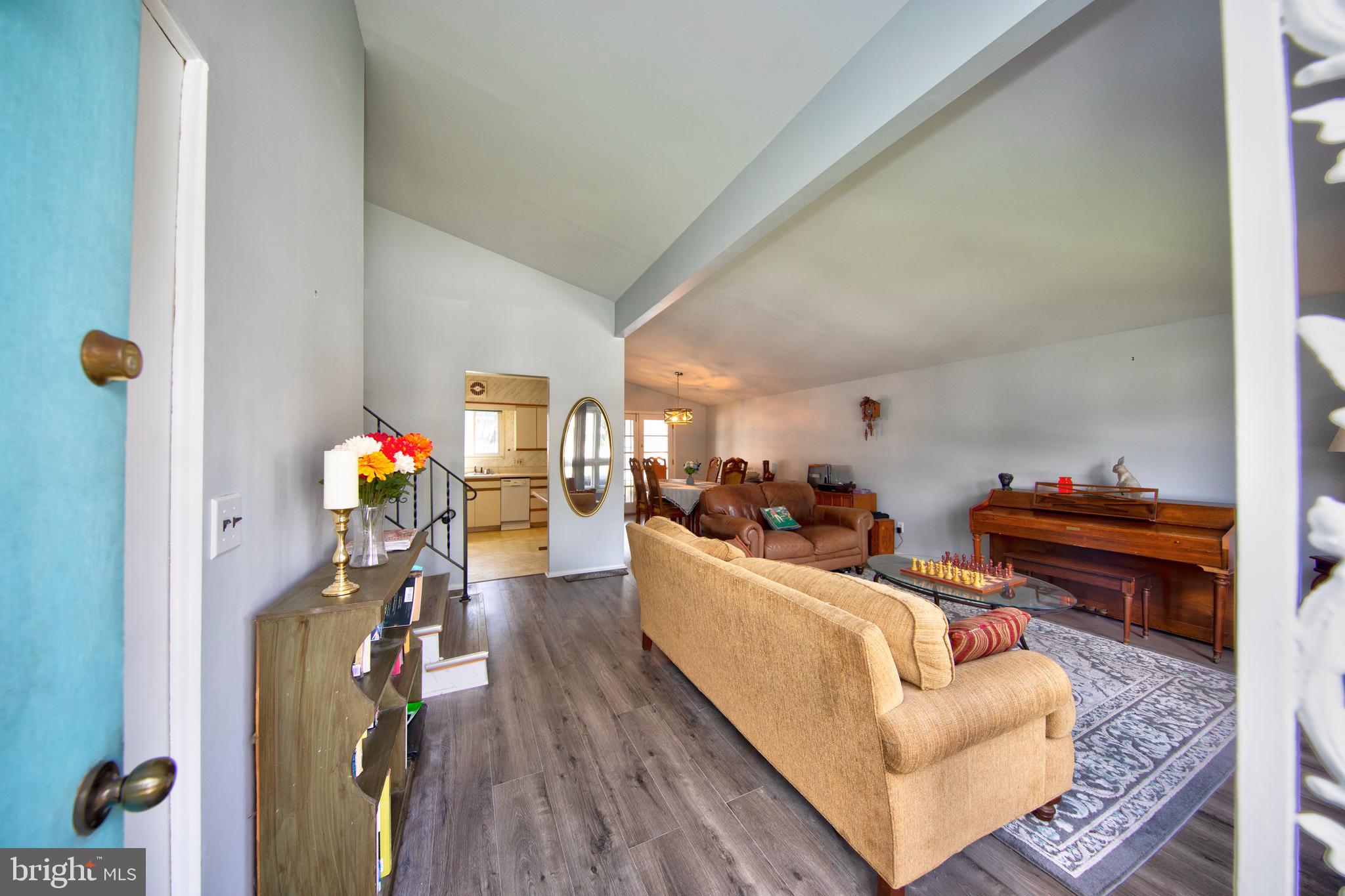 3308 GREENMEAD ROAD
