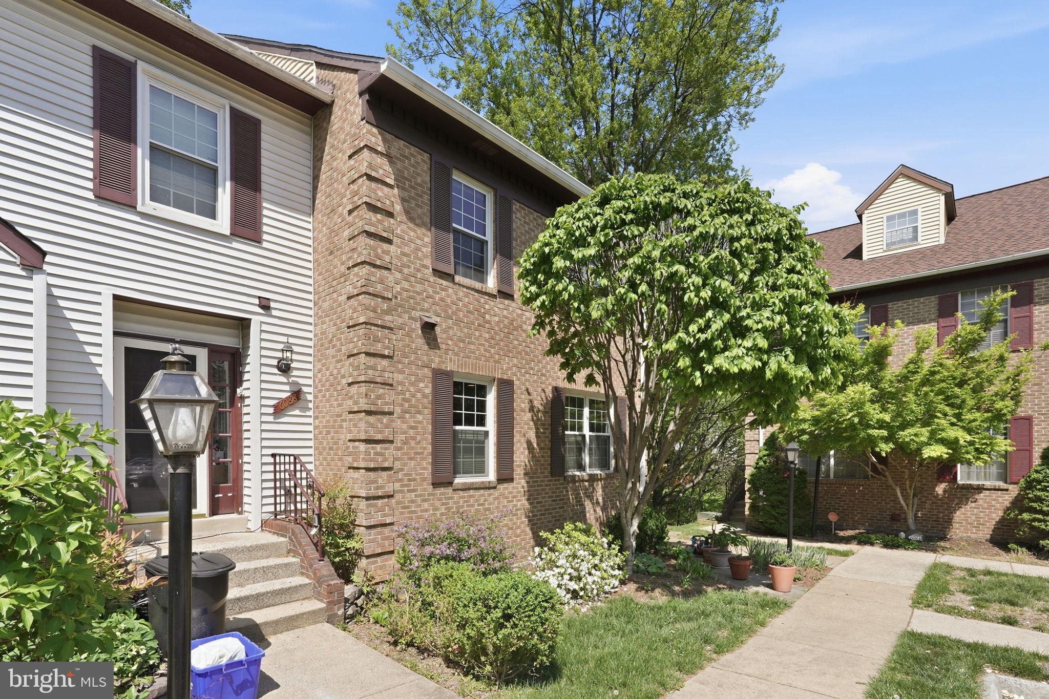 6086 HEATHERWOOD DRIVE