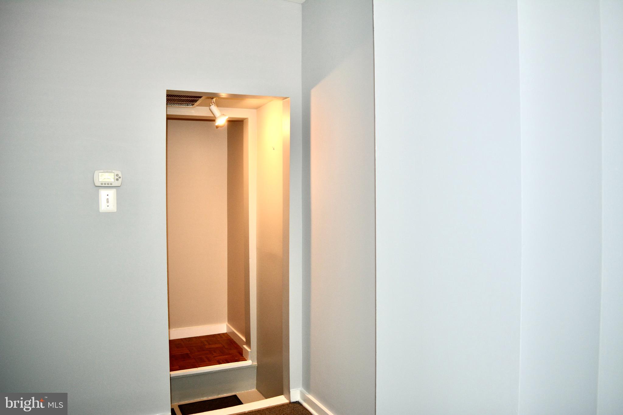 DICKINSON NARROWS - Residential