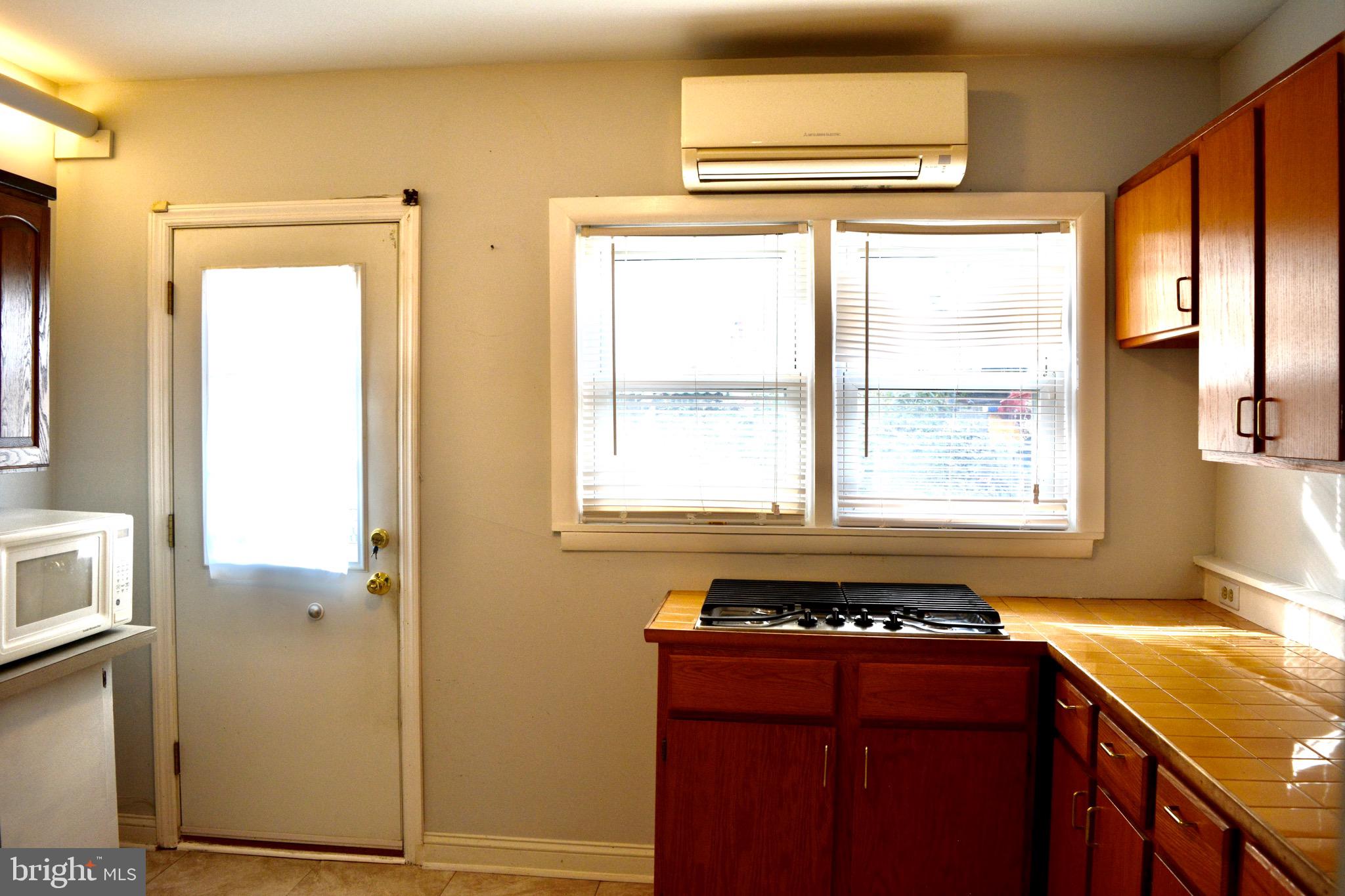 DICKINSON NARROWS - Residential