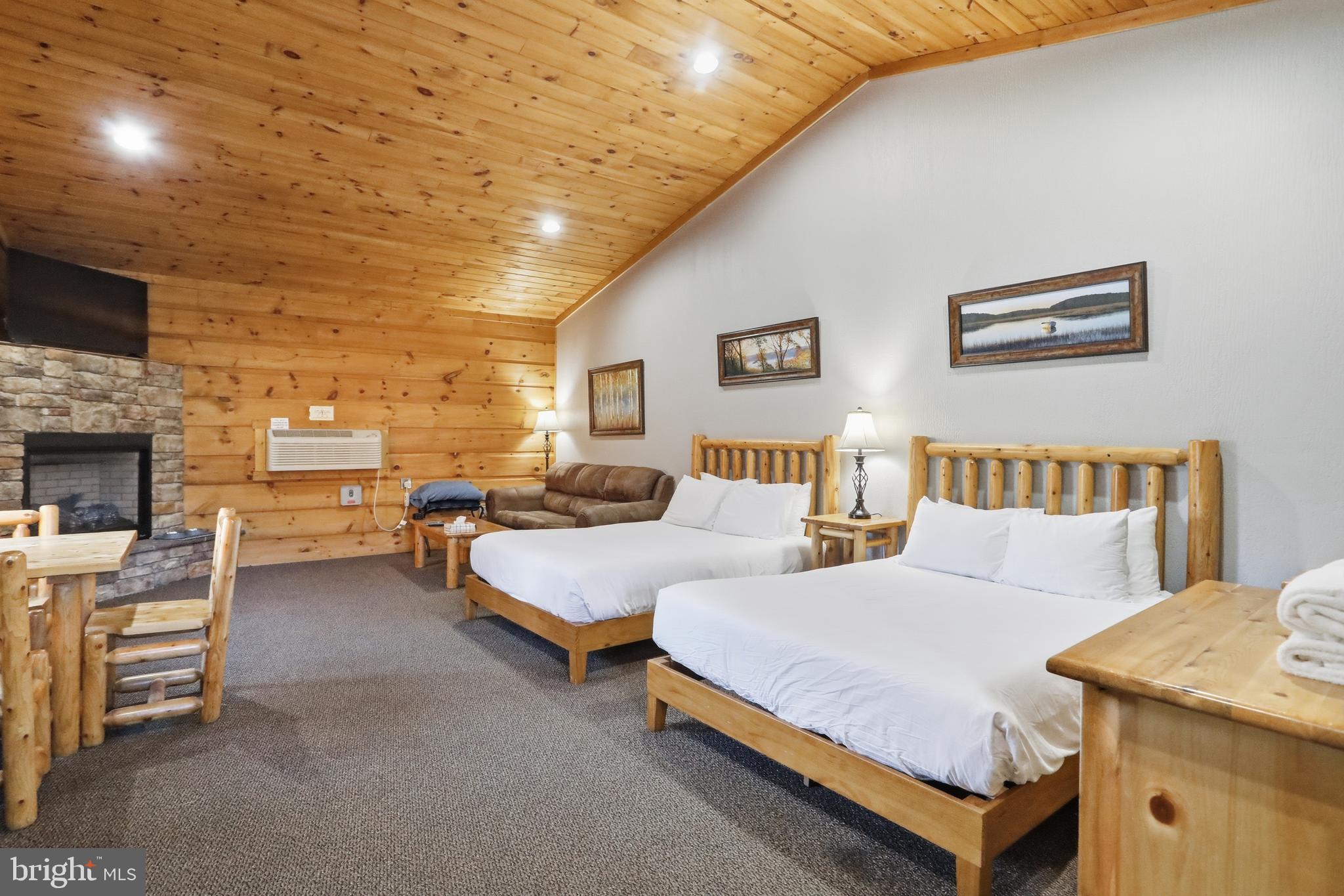 THE LODGES AT SUNSET VILLAGE - Residential