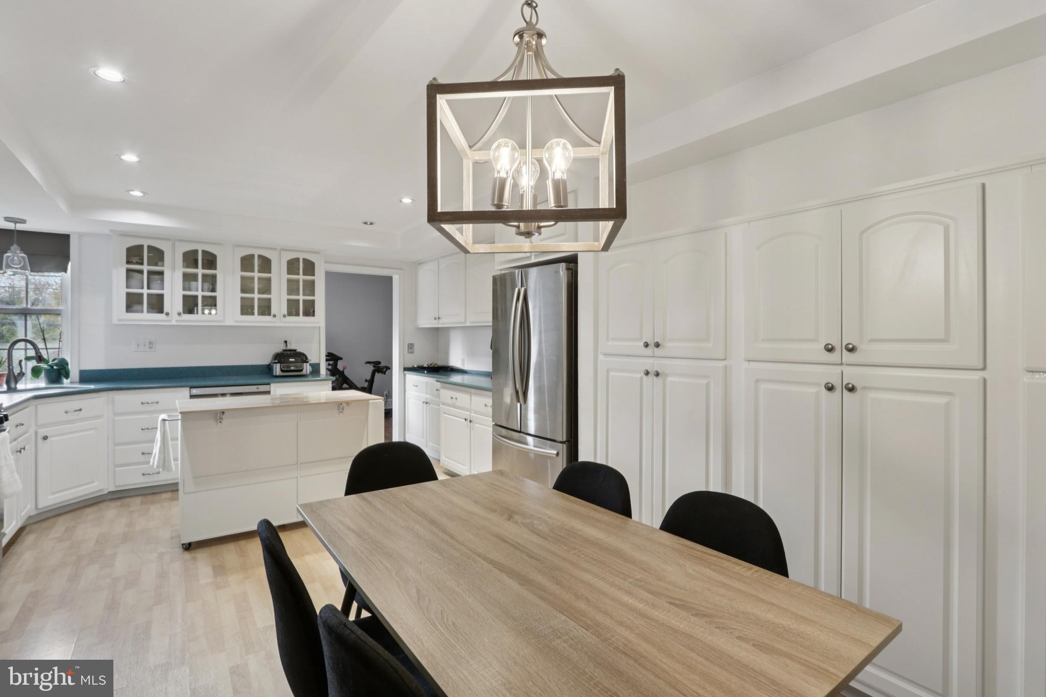 MERION STATION - Residential