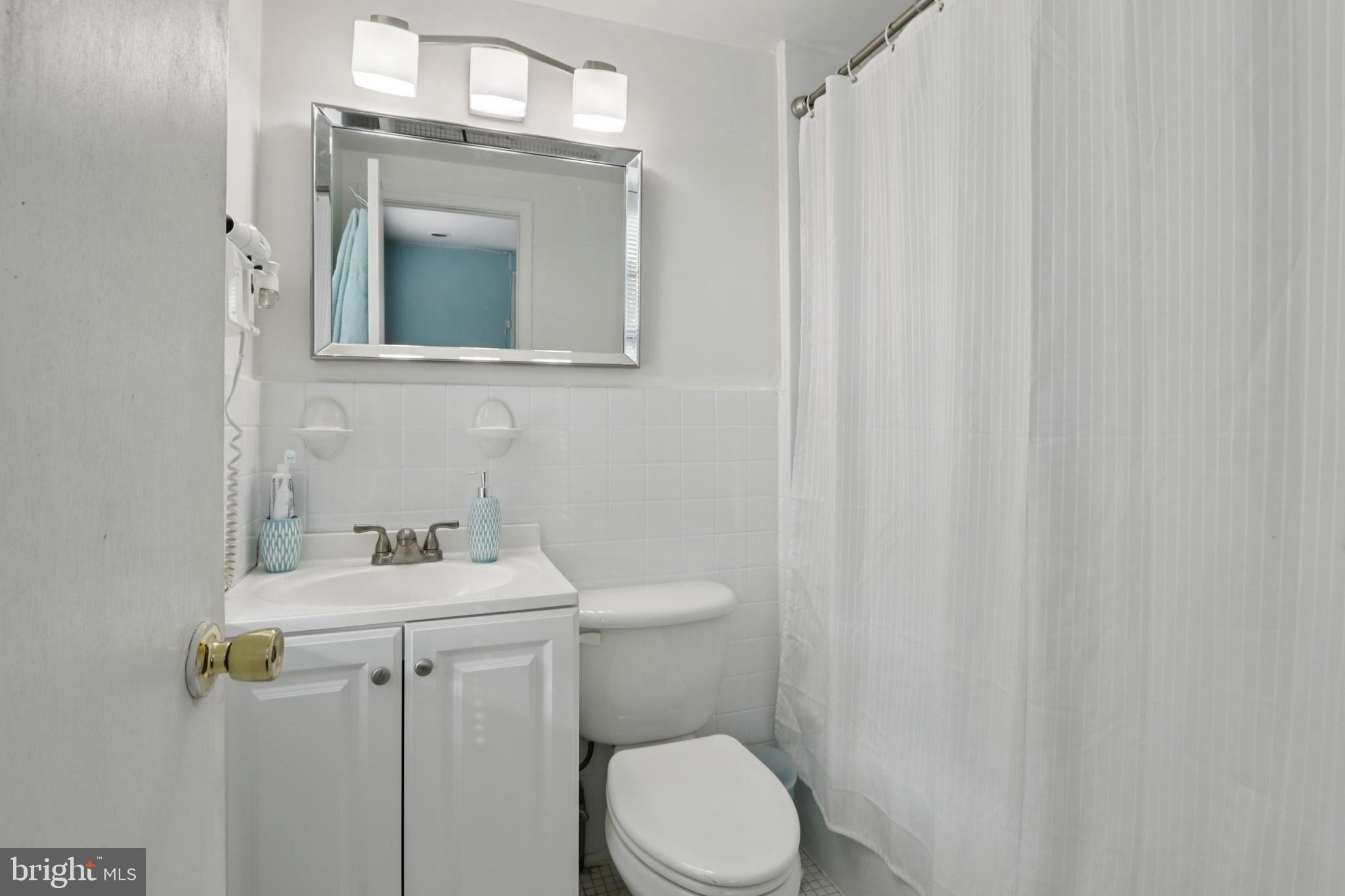 MERION STATION - Residential