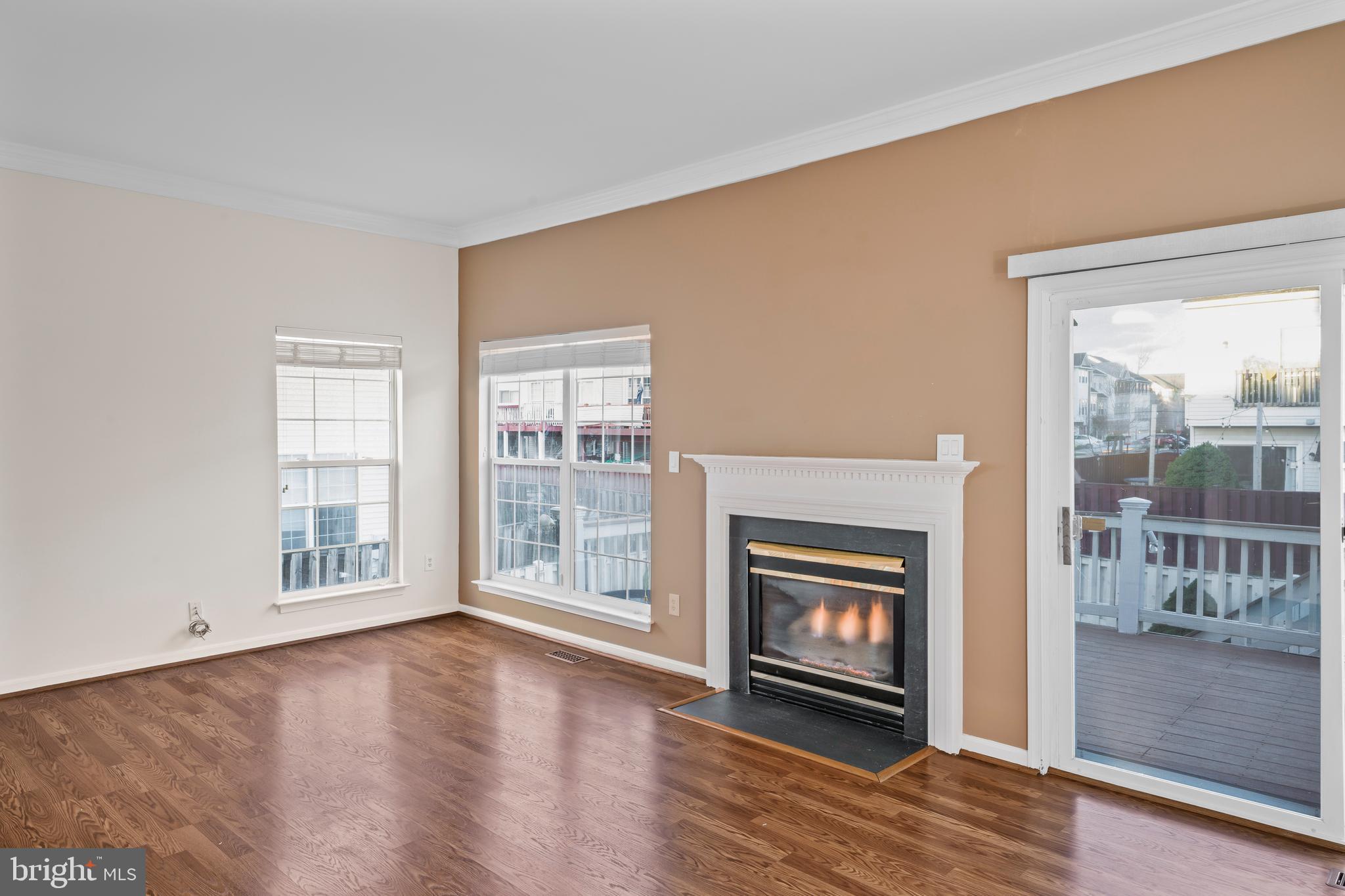 MCNAIR FARMS LANDBAY - Residential