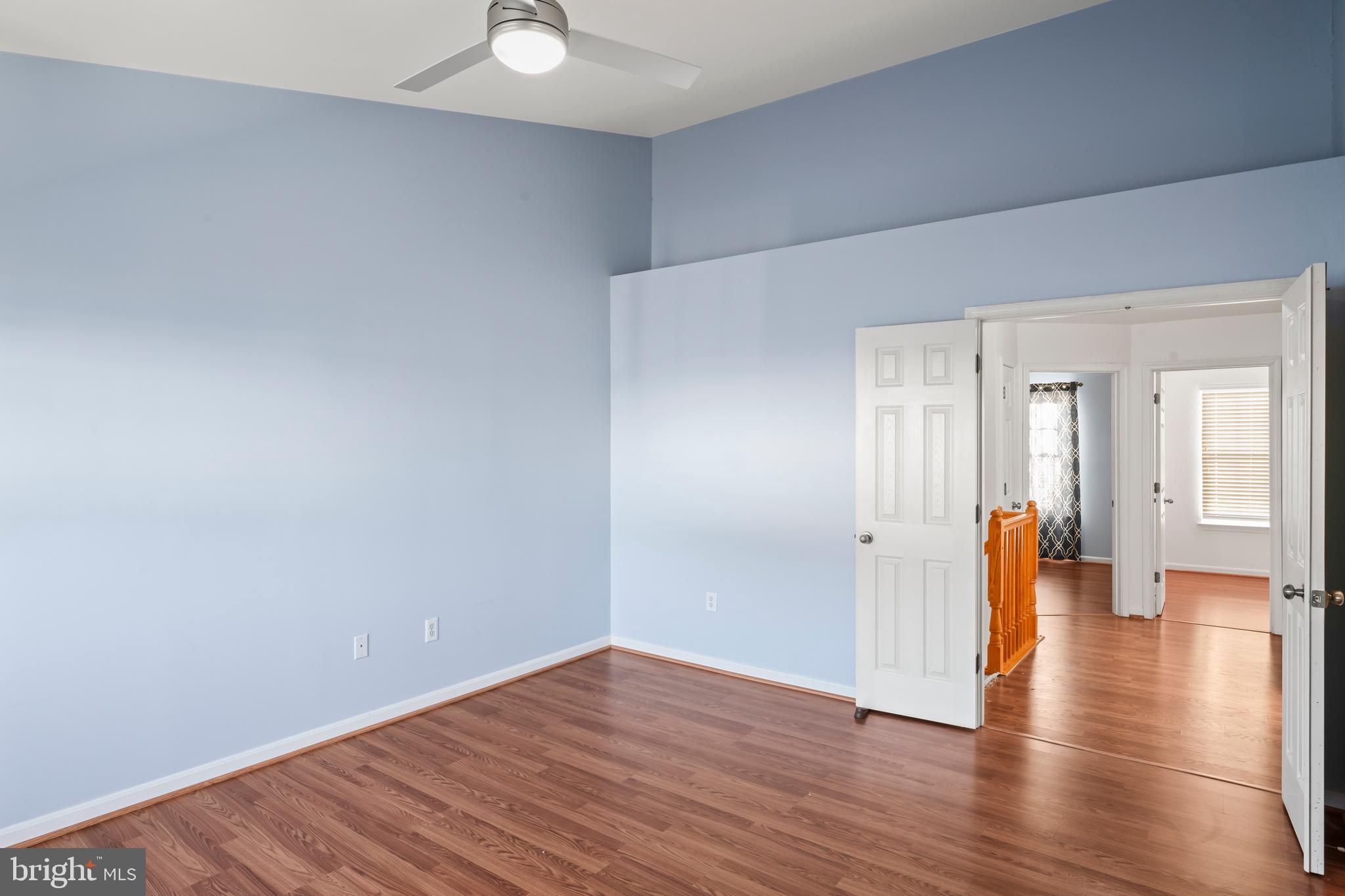 MCNAIR FARMS LANDBAY - Residential