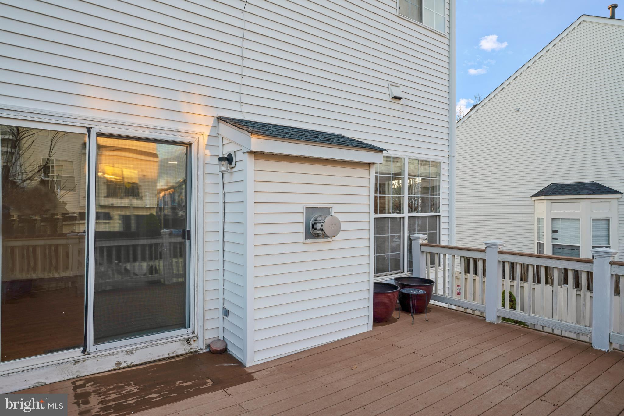 MCNAIR FARMS LANDBAY - Residential