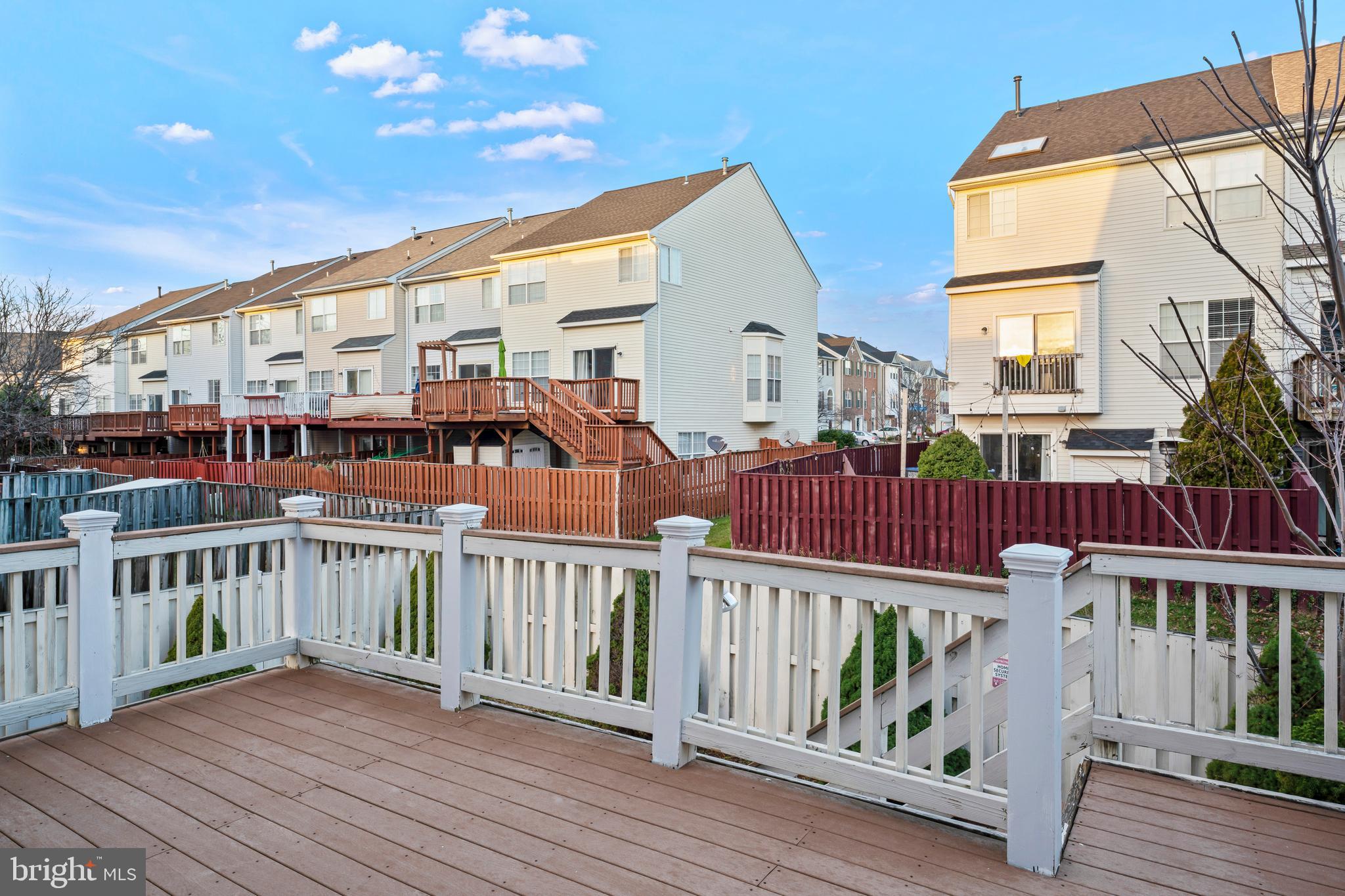 MCNAIR FARMS LANDBAY - Residential