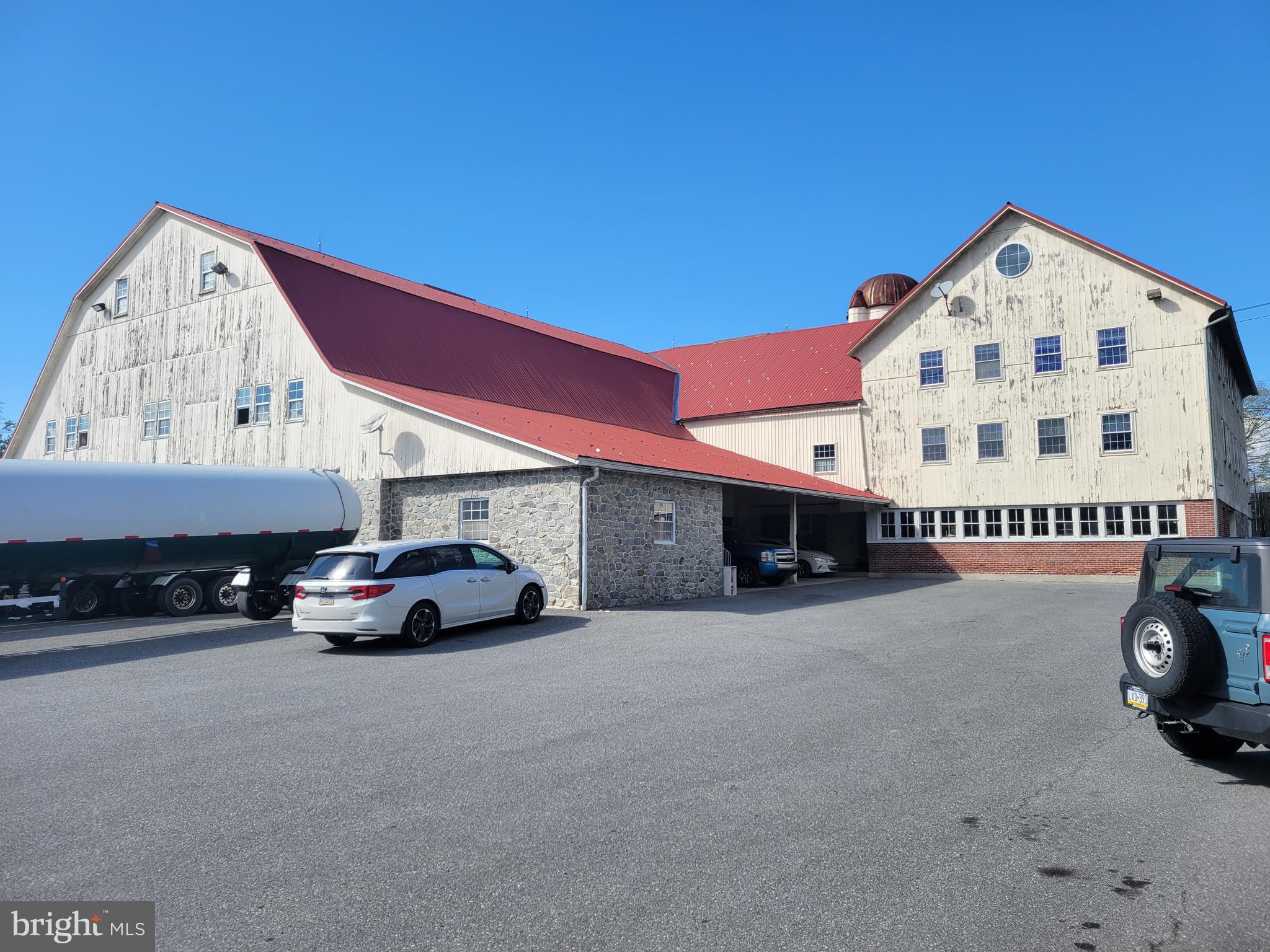 EAST HEMPFIELD - Residential