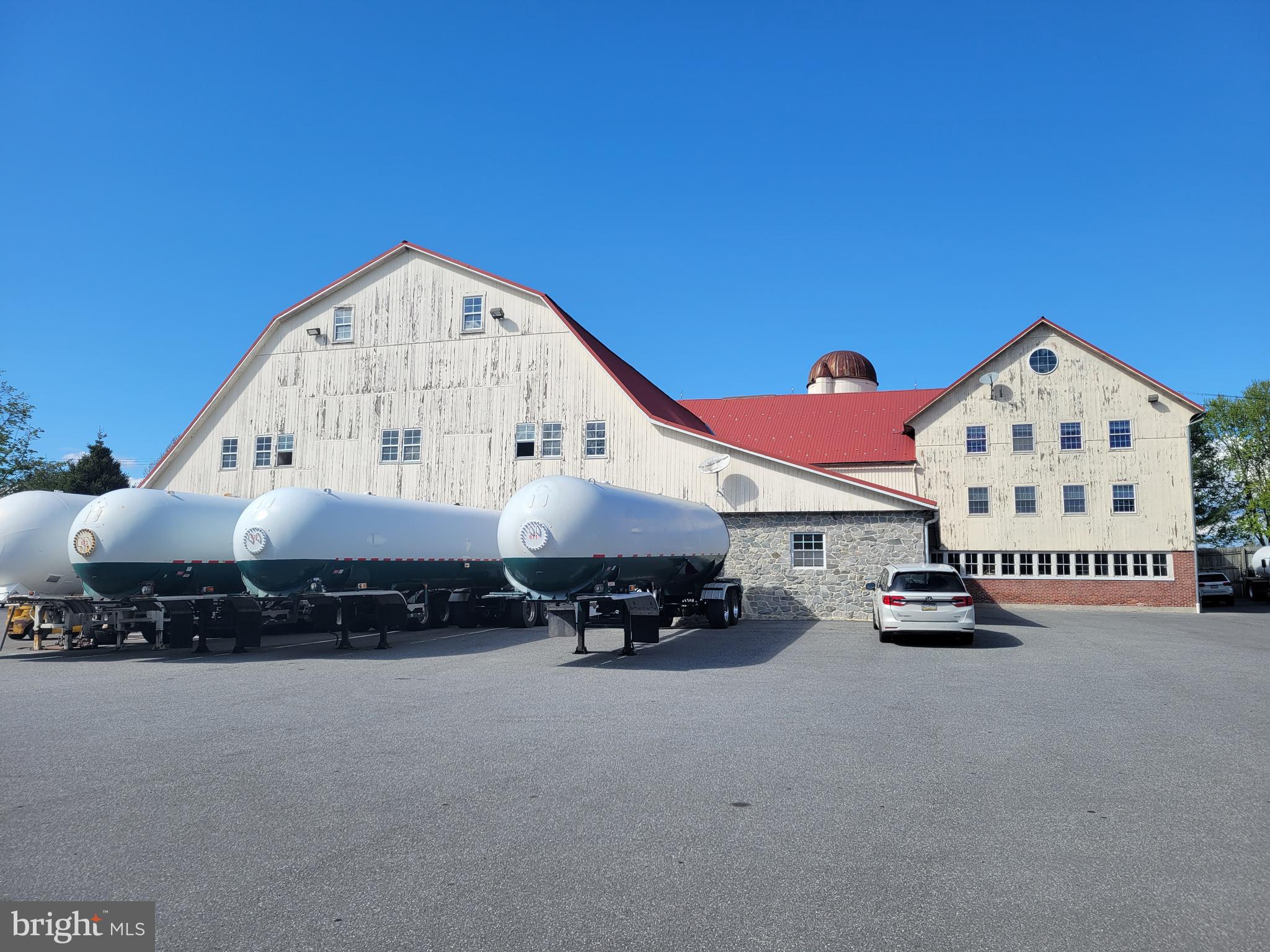 EAST HEMPFIELD - Residential