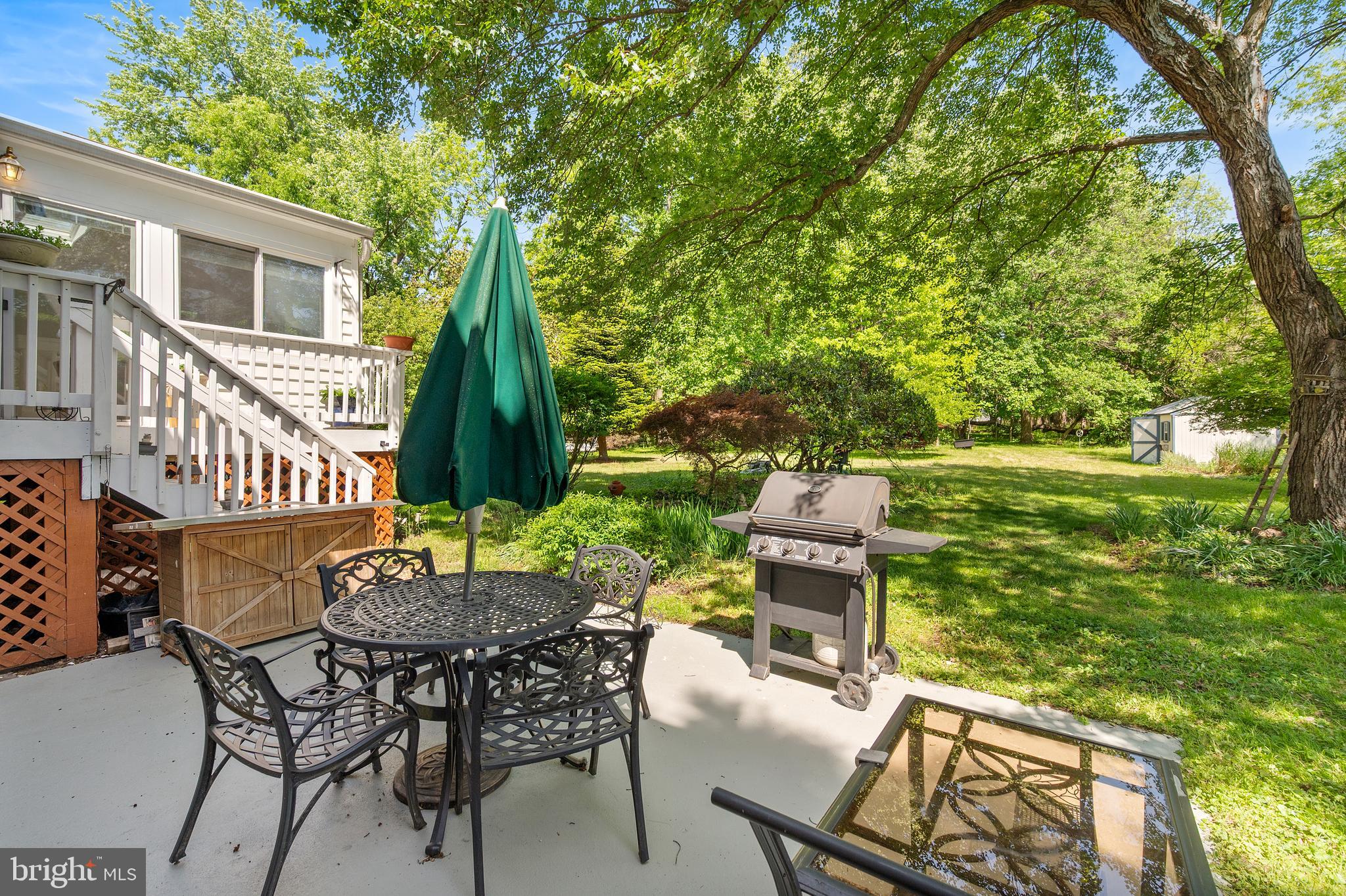 COLESVILLE MANOR - Residential