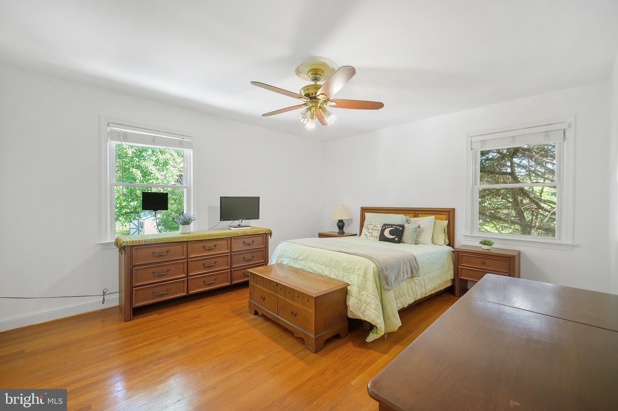 COLESVILLE MANOR - Residential