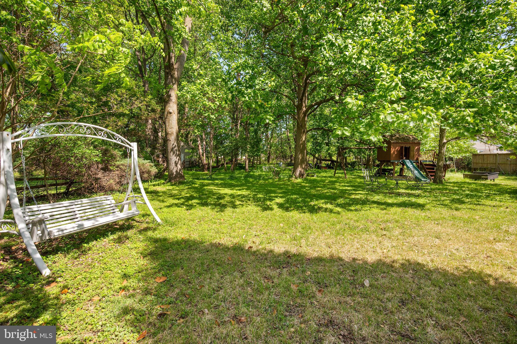 COLESVILLE MANOR - Residential
