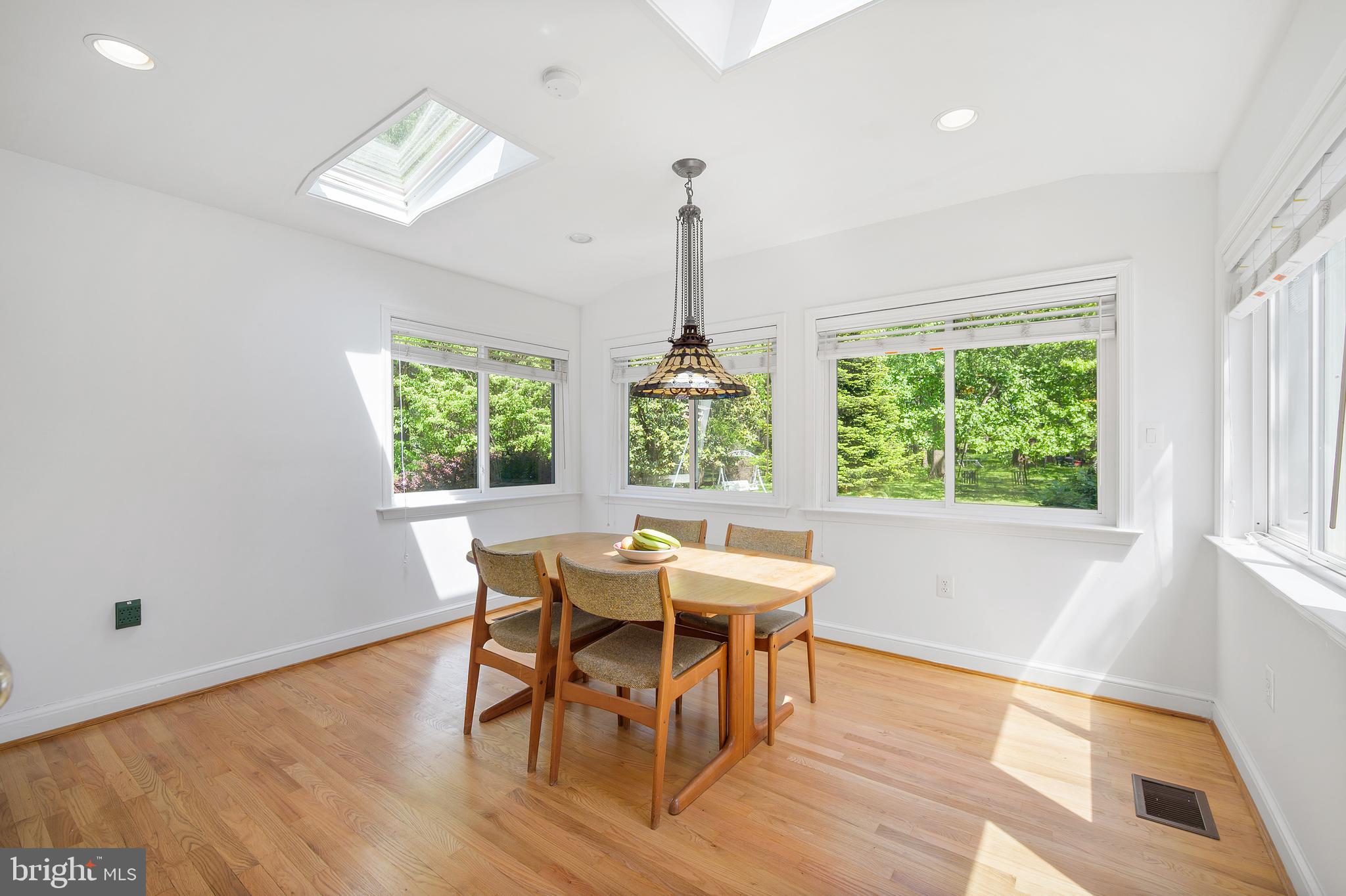 COLESVILLE MANOR - Residential