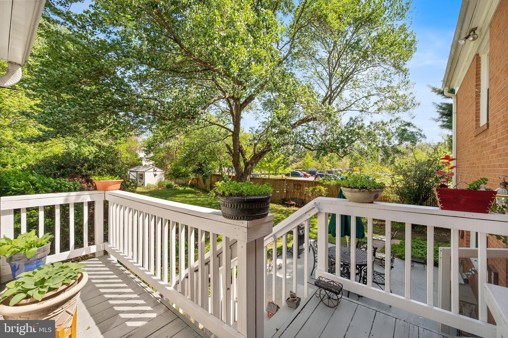 COLESVILLE MANOR - Residential