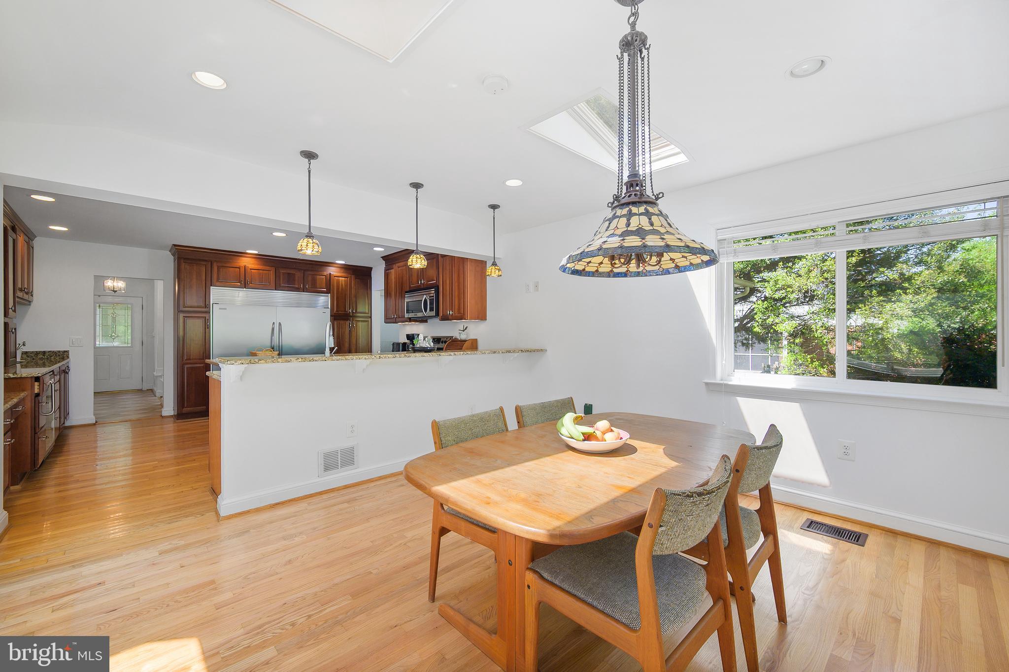 COLESVILLE MANOR - Residential