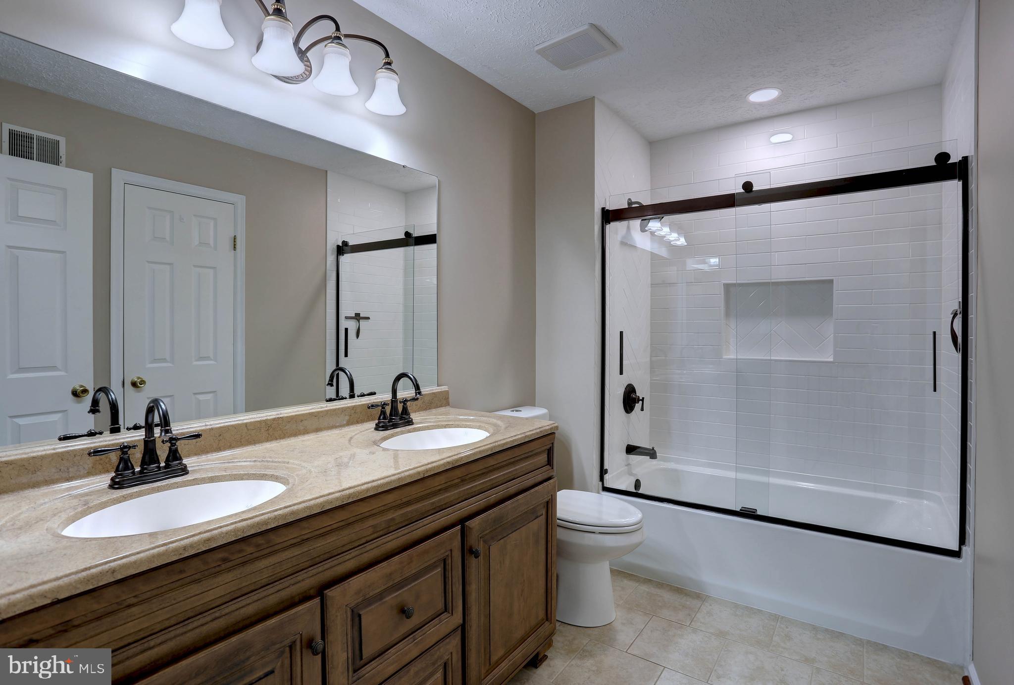 CHESTNUT HILL COVE - Residential