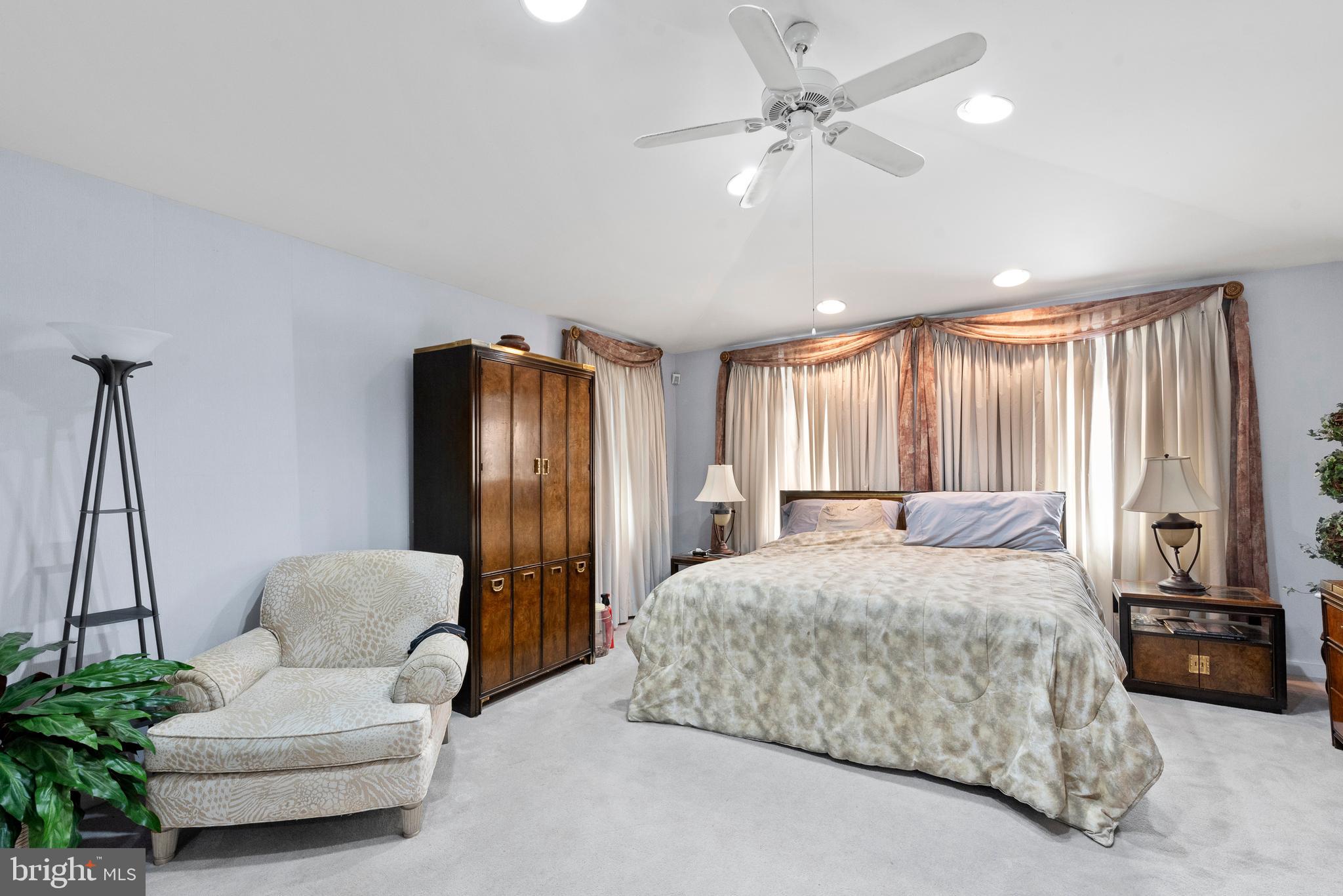 HIGHSPIRE - Residential